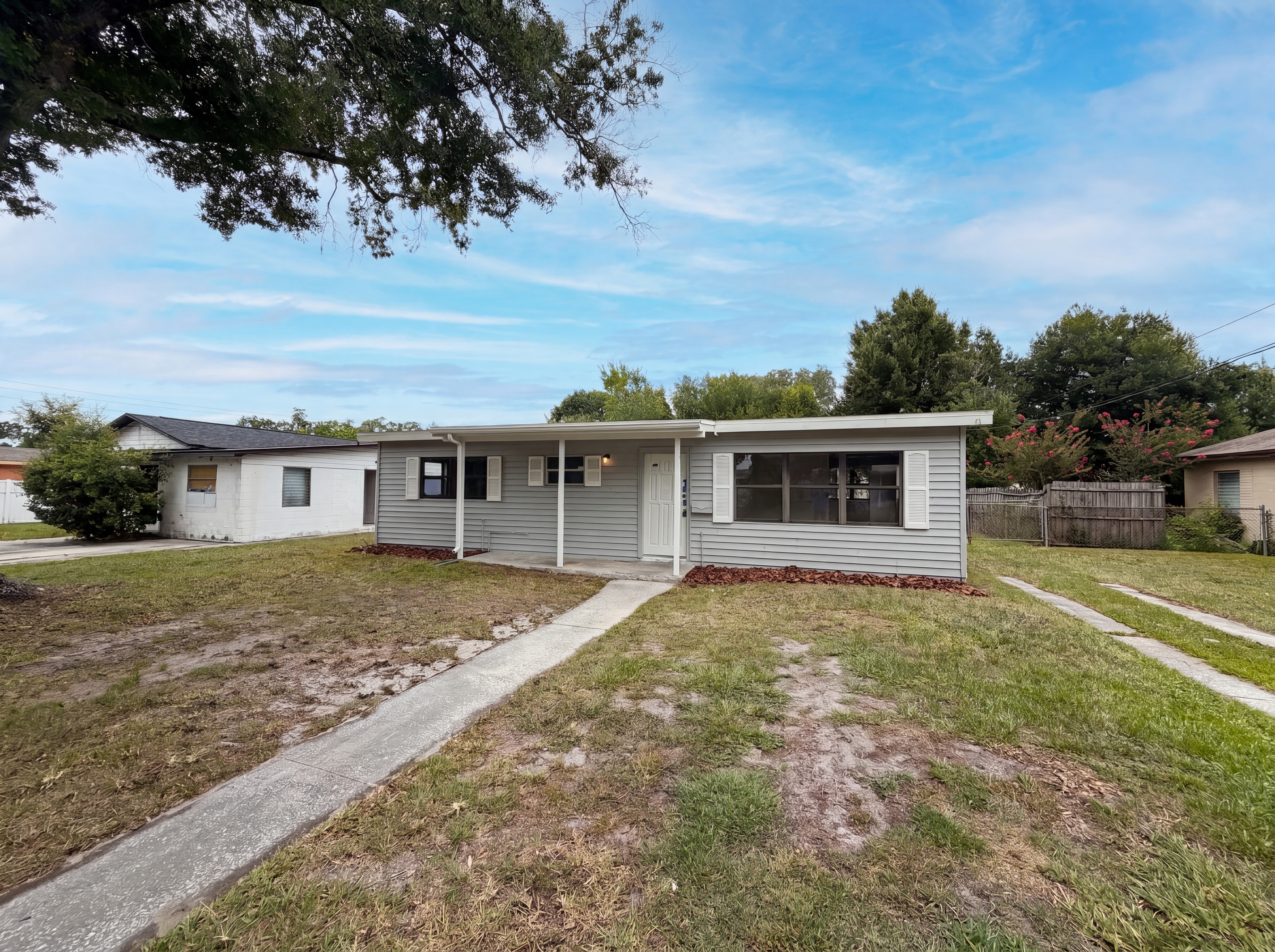 Photo 16 of 19 of 917 Golden Rule Ct N, Lakeland, FL