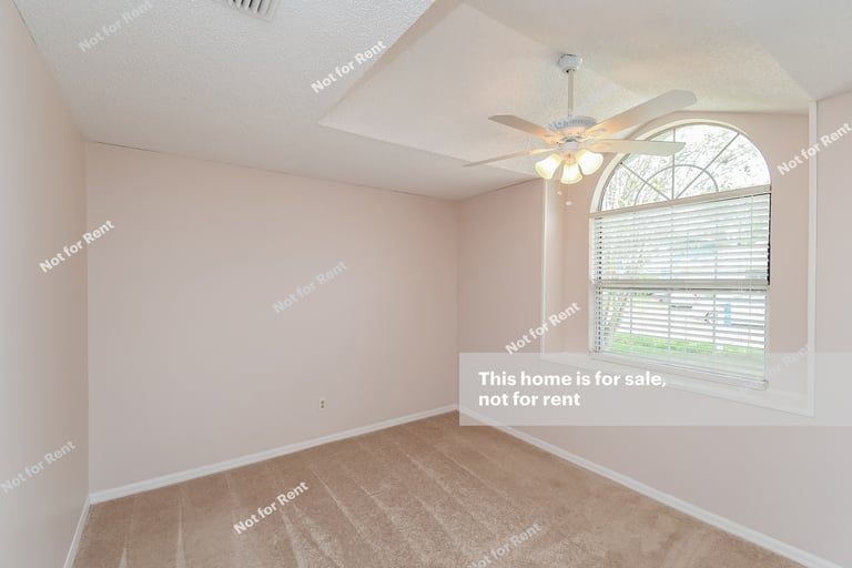 Photo 23 of 27 - 6736 Newgate Cir E, Jacksonville, FL 32244