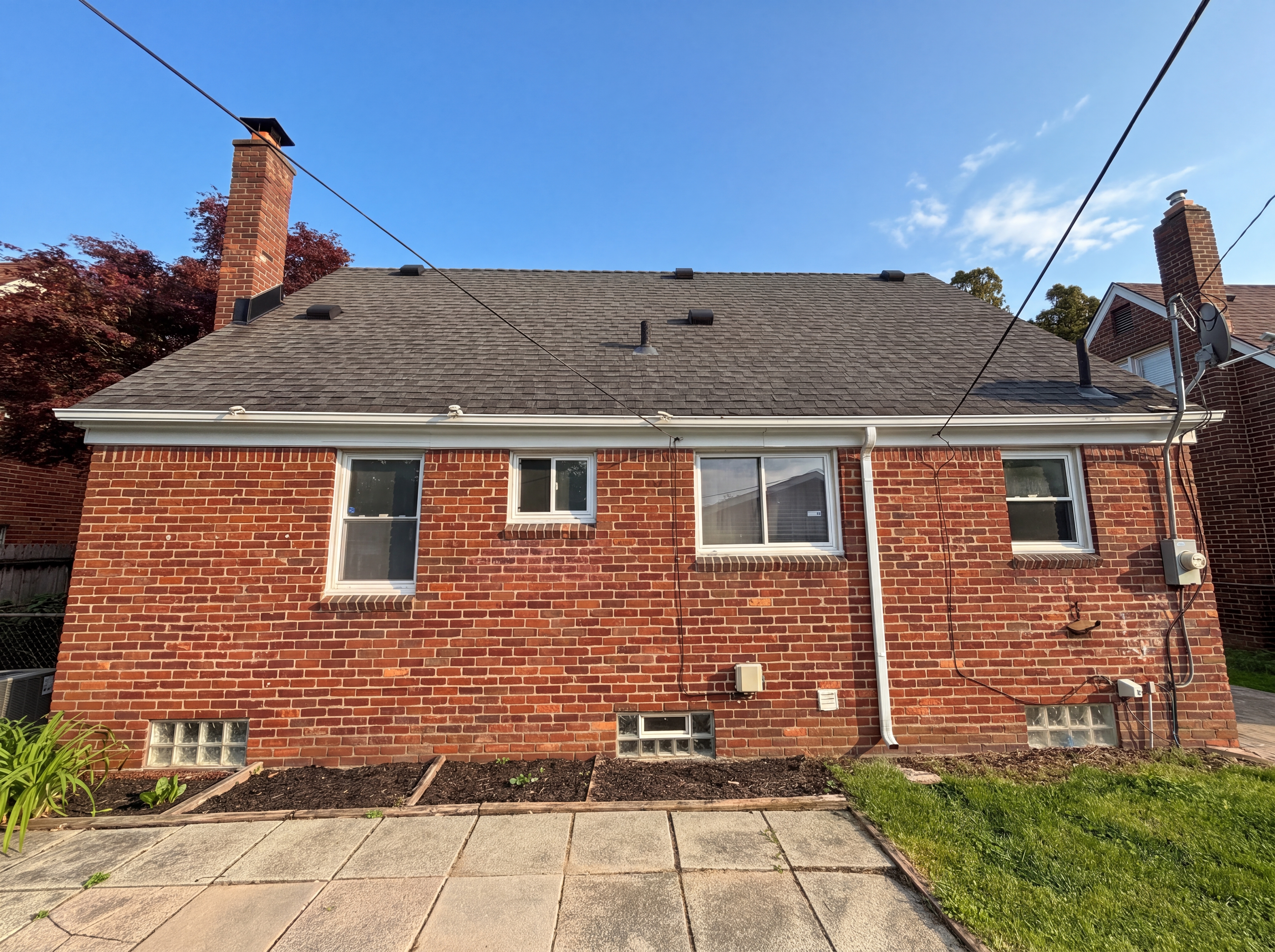 Photo 5 of 20 of 8069 Beaverland, Redford, MI