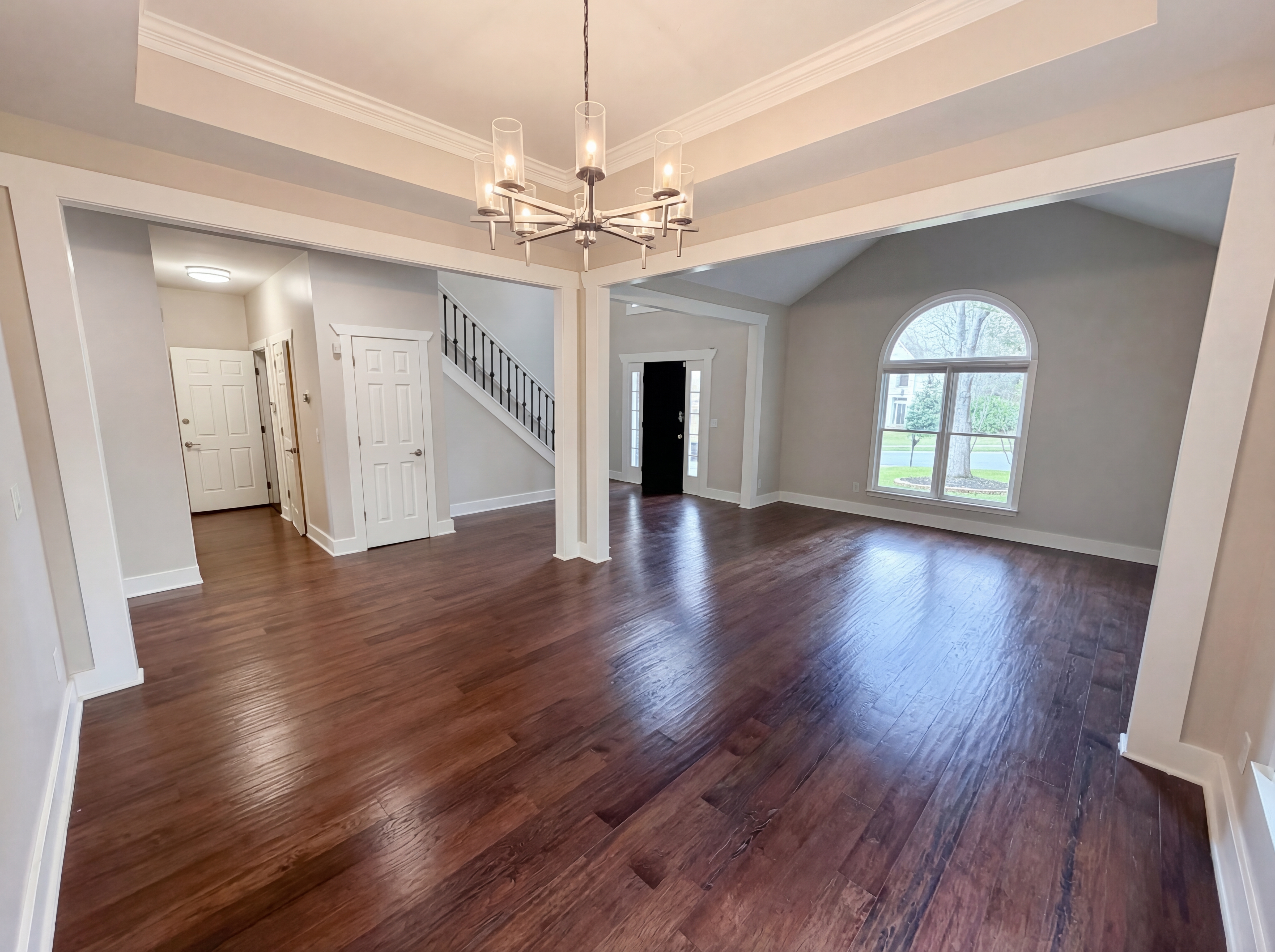 Photo 6 of 44 of 4000 Amberley Ln, Marietta, GA