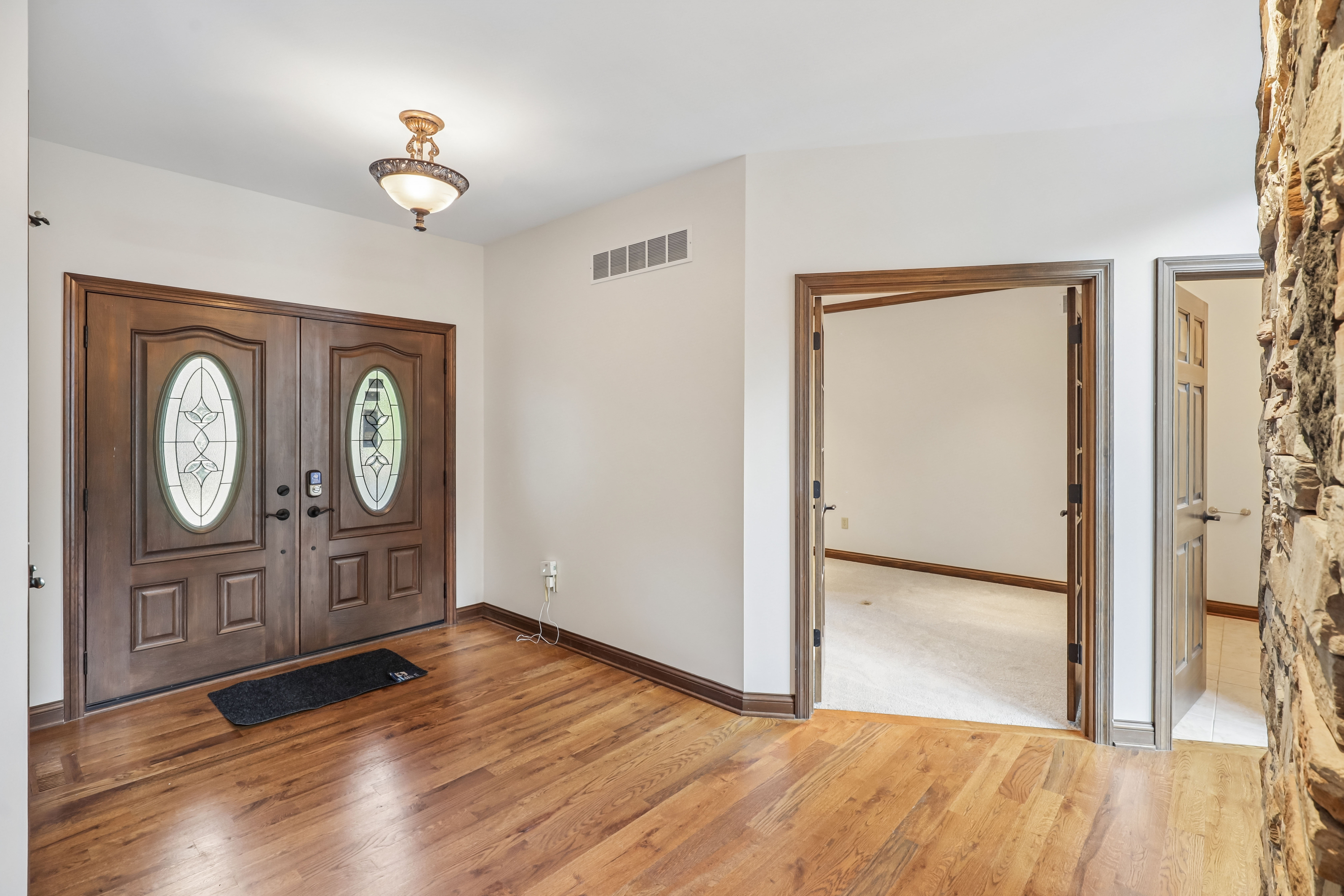 Photo 11 of 55 of 1100 Bridle Rdg, New Richmond, OH