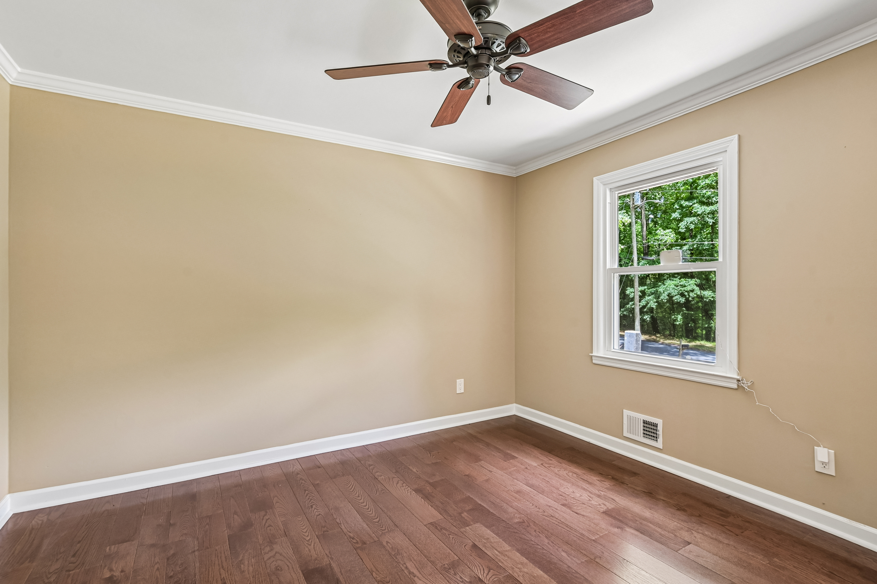 Photo 11 of 47 of 3431 Hickory View Dr NW, Marietta, GA