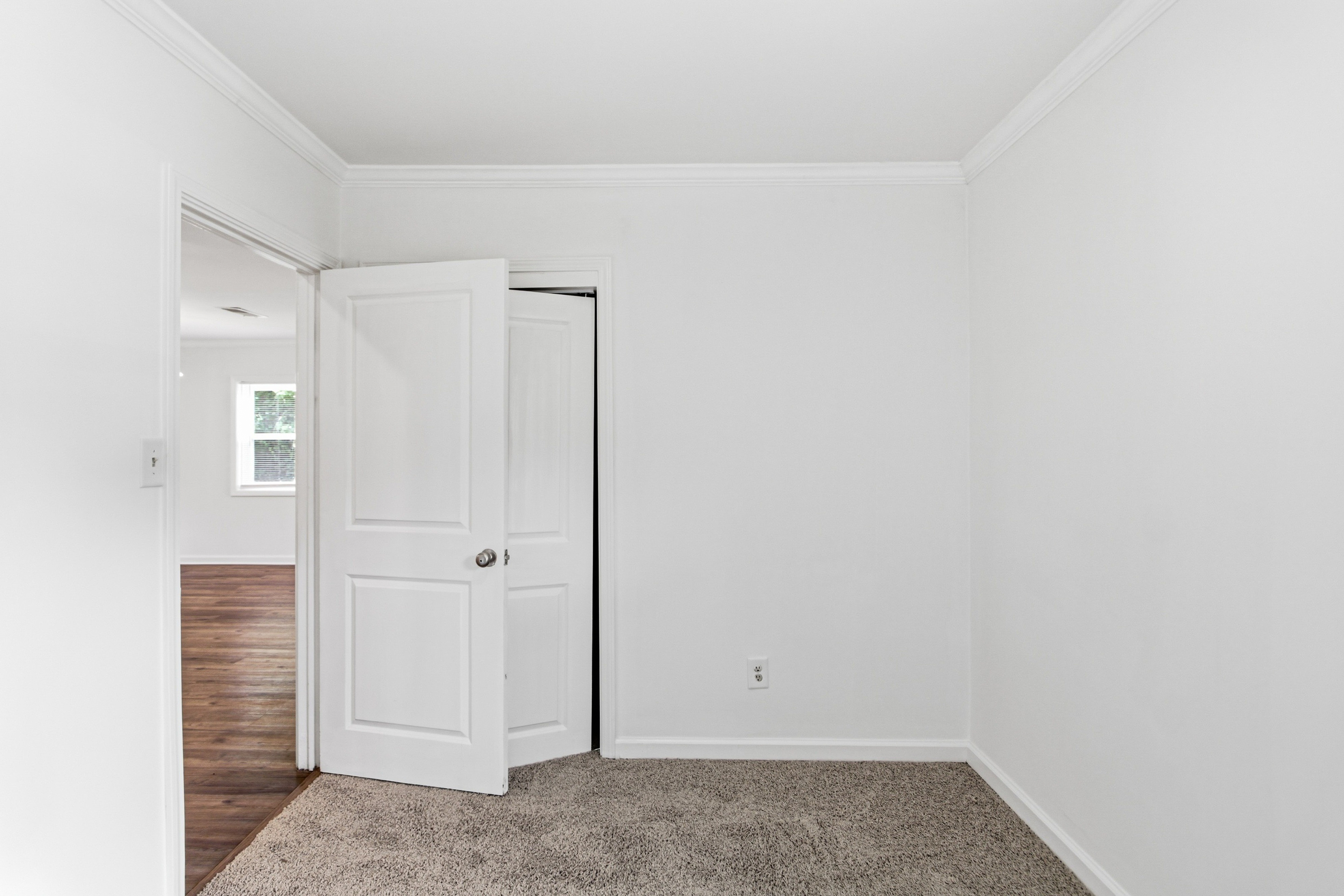 Photo 11 of 26 of 414 Paulding Ln, Dallas, GA