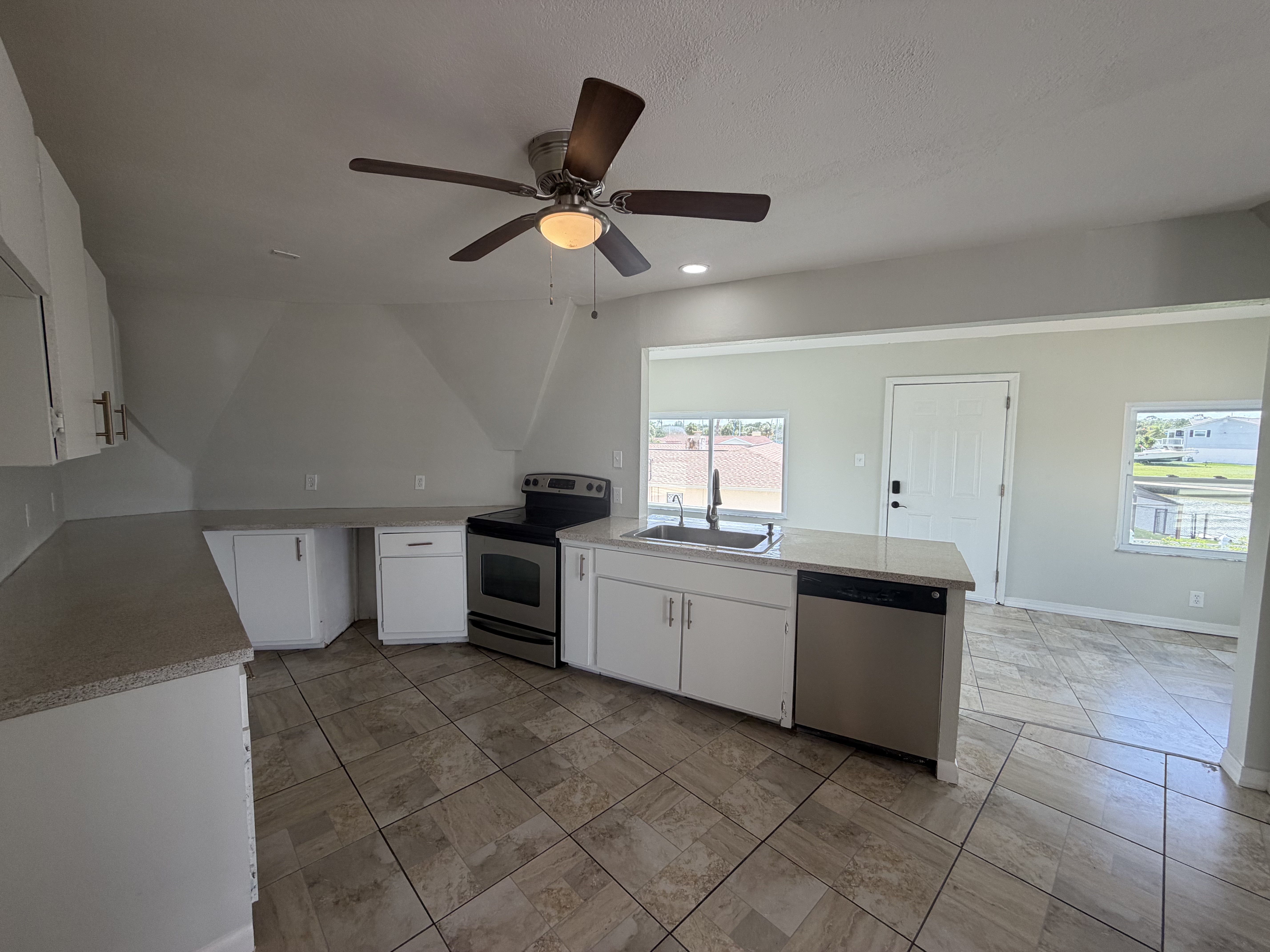 Photo 2 of 76 of 4100 Flamingo Blvd, Hernando Beach, FL