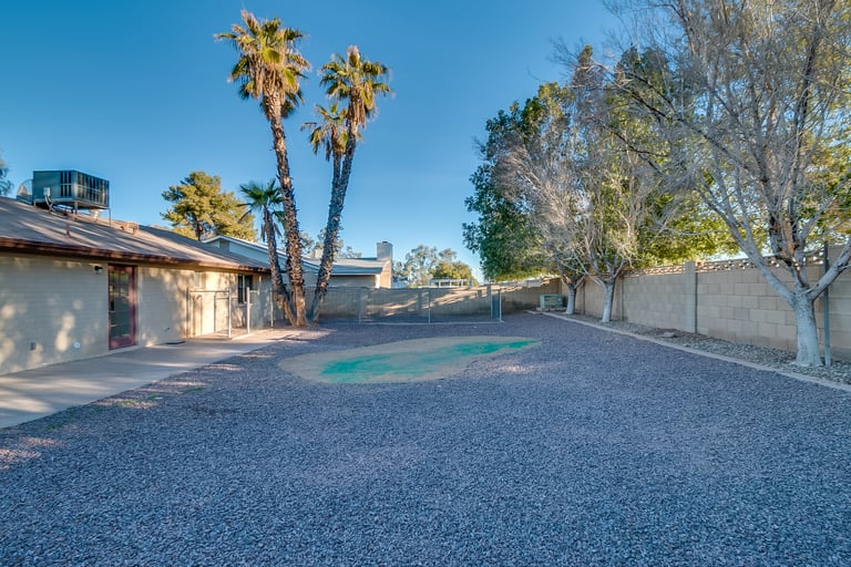 Photo 5 of 21 - 5315 S Siesta Ln, Tempe, AZ 85283
