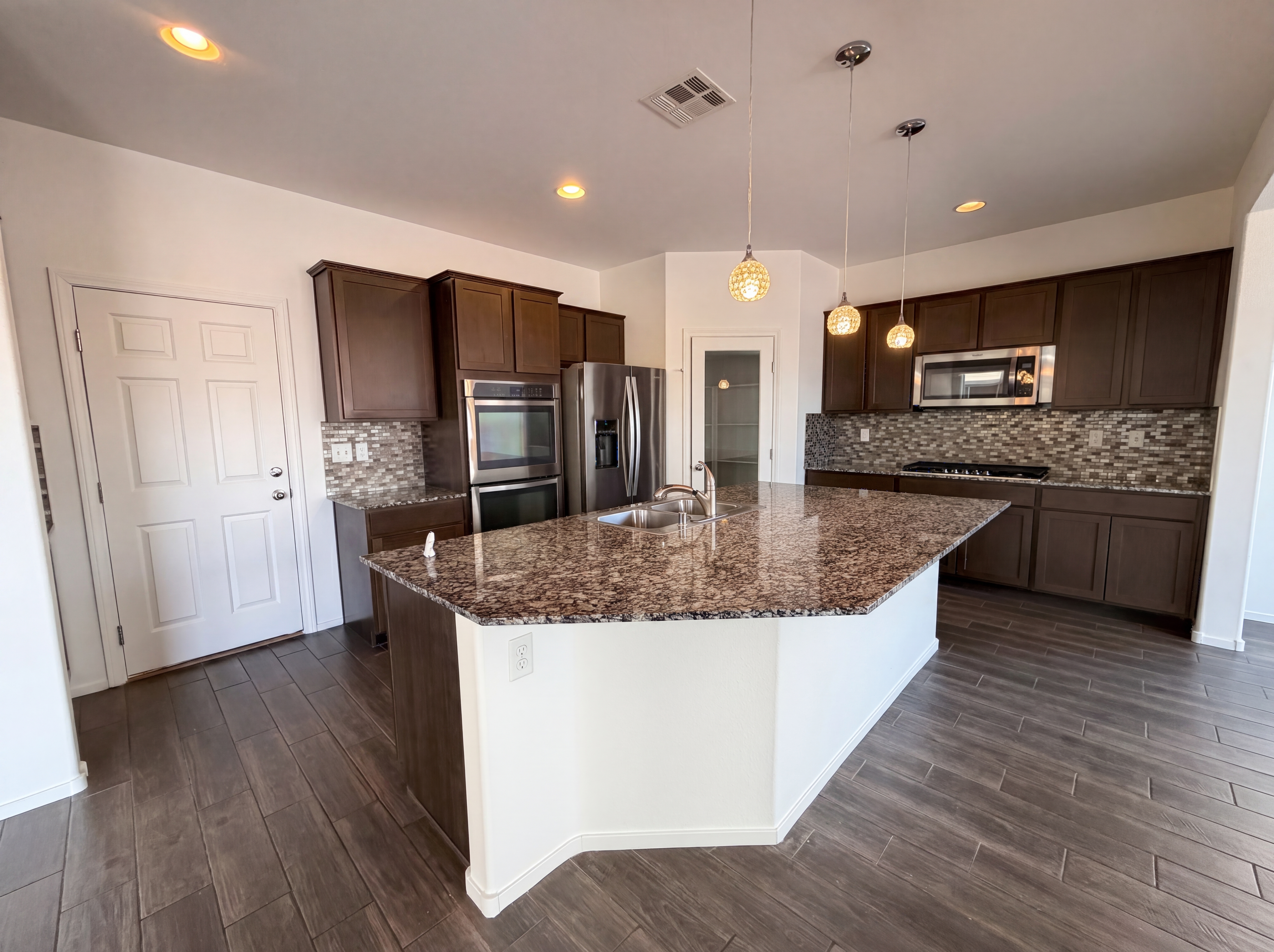 Photo 2 of 45 of 4156 Seclusion Bay Ave, North Las Vegas, NV