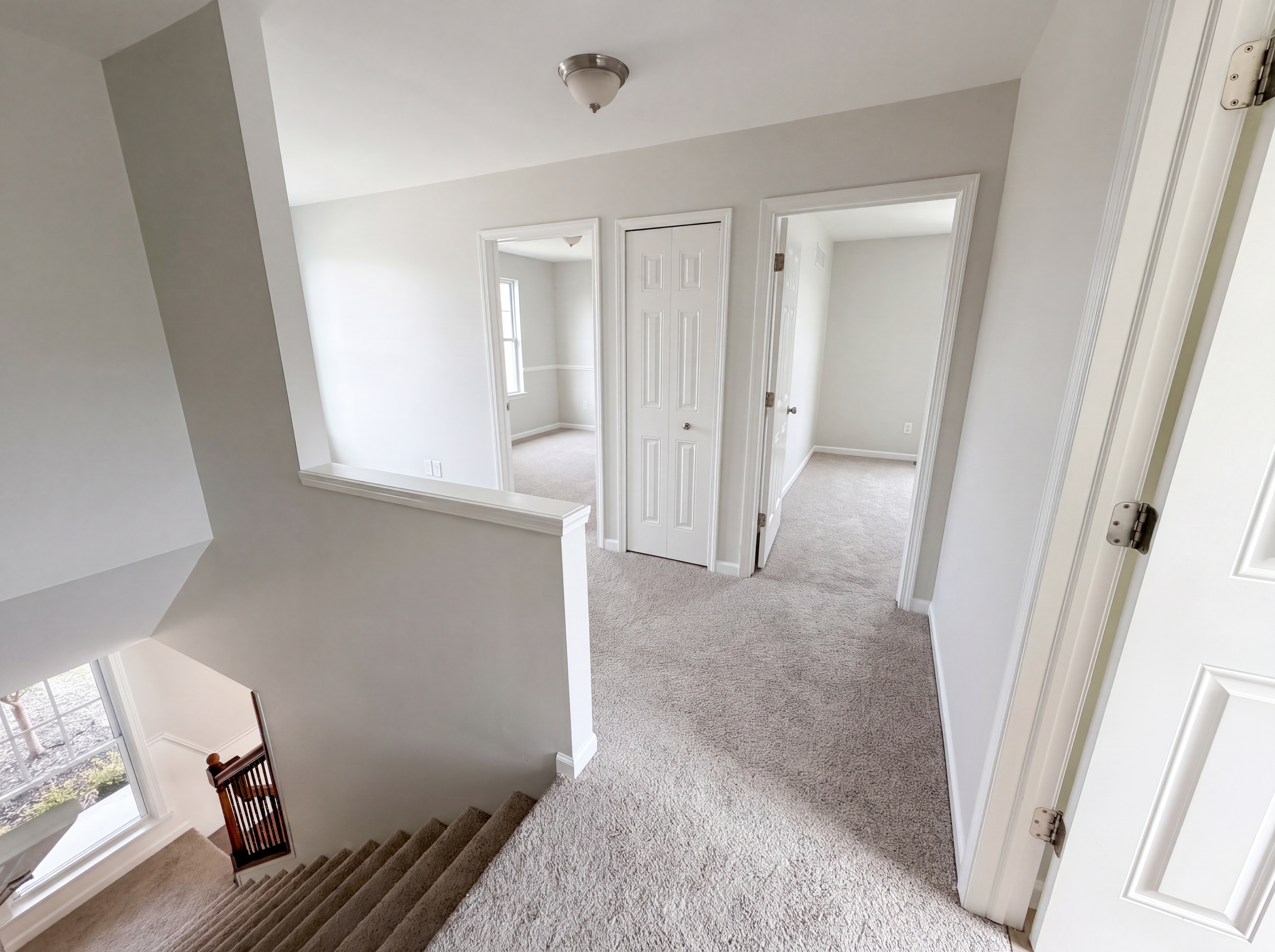Photo 12 of 44 of 42824 Greystone Dr, Sterling Heights, MI