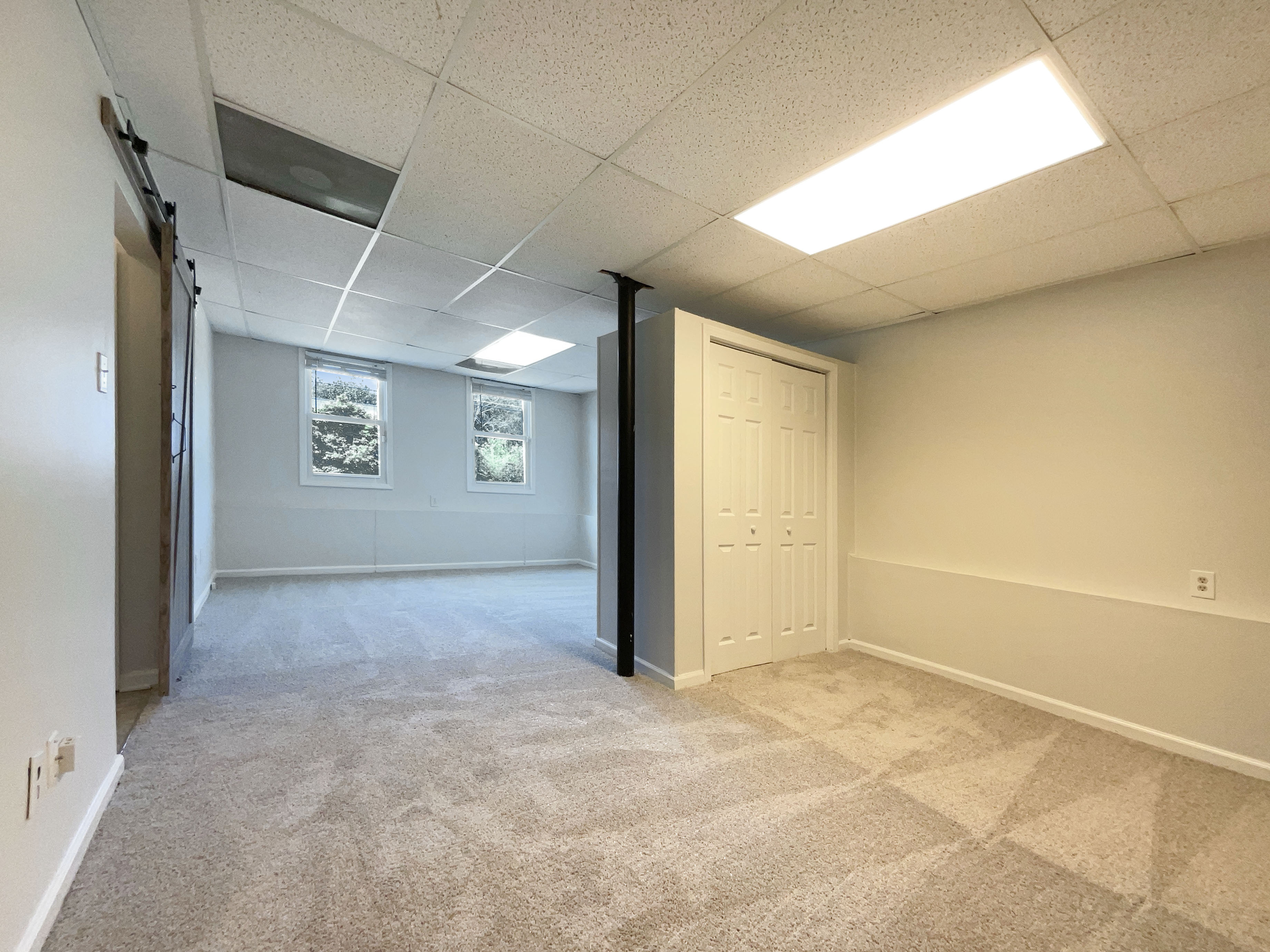 Photo 11 of 23 of 210 Woodbridge Dr, Dallas, GA