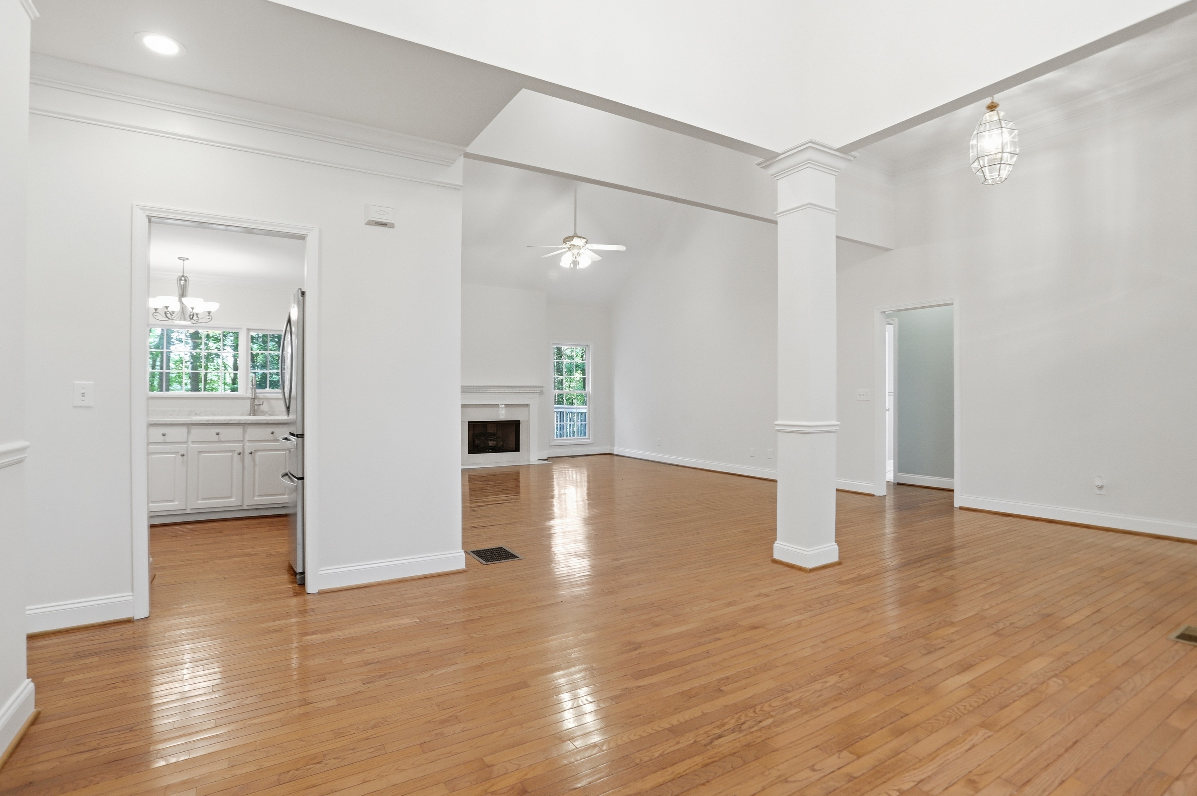 Photo 7 of 34 of 940 Cider Ridge Ct, Clarkesville, GA