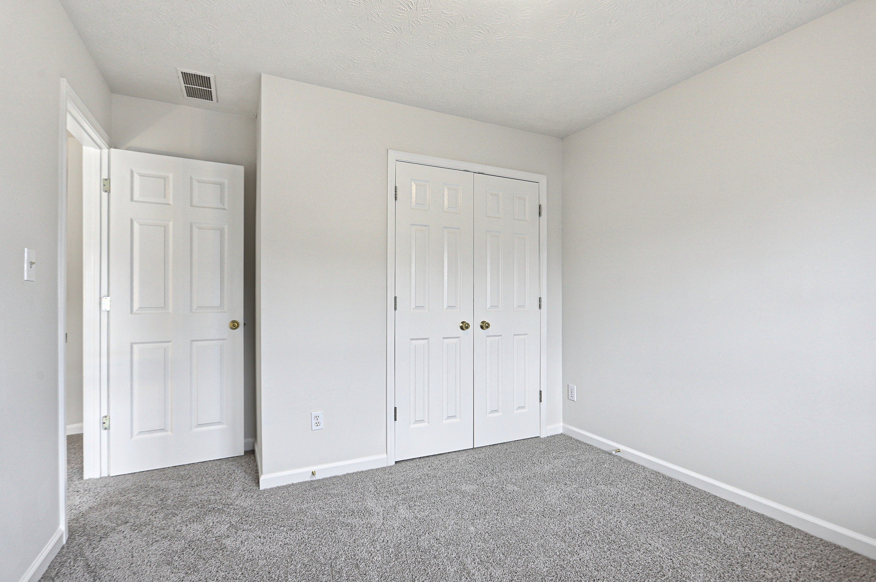 Photo 26 of 41 of 5713 Mill View Way, Lithonia, GA