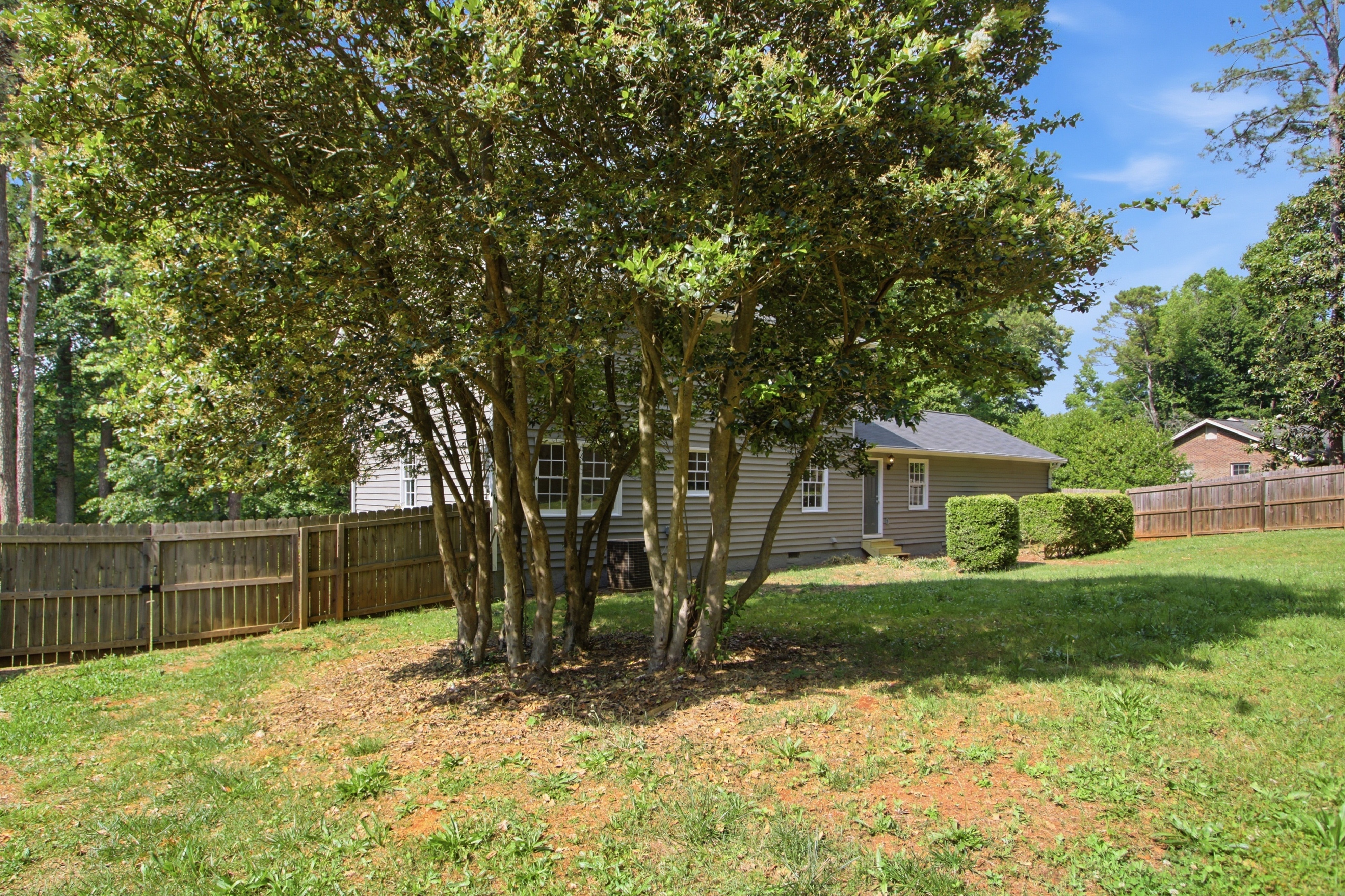 Photo 33 of 40 of 310 Derby Dr, Fayetteville, GA