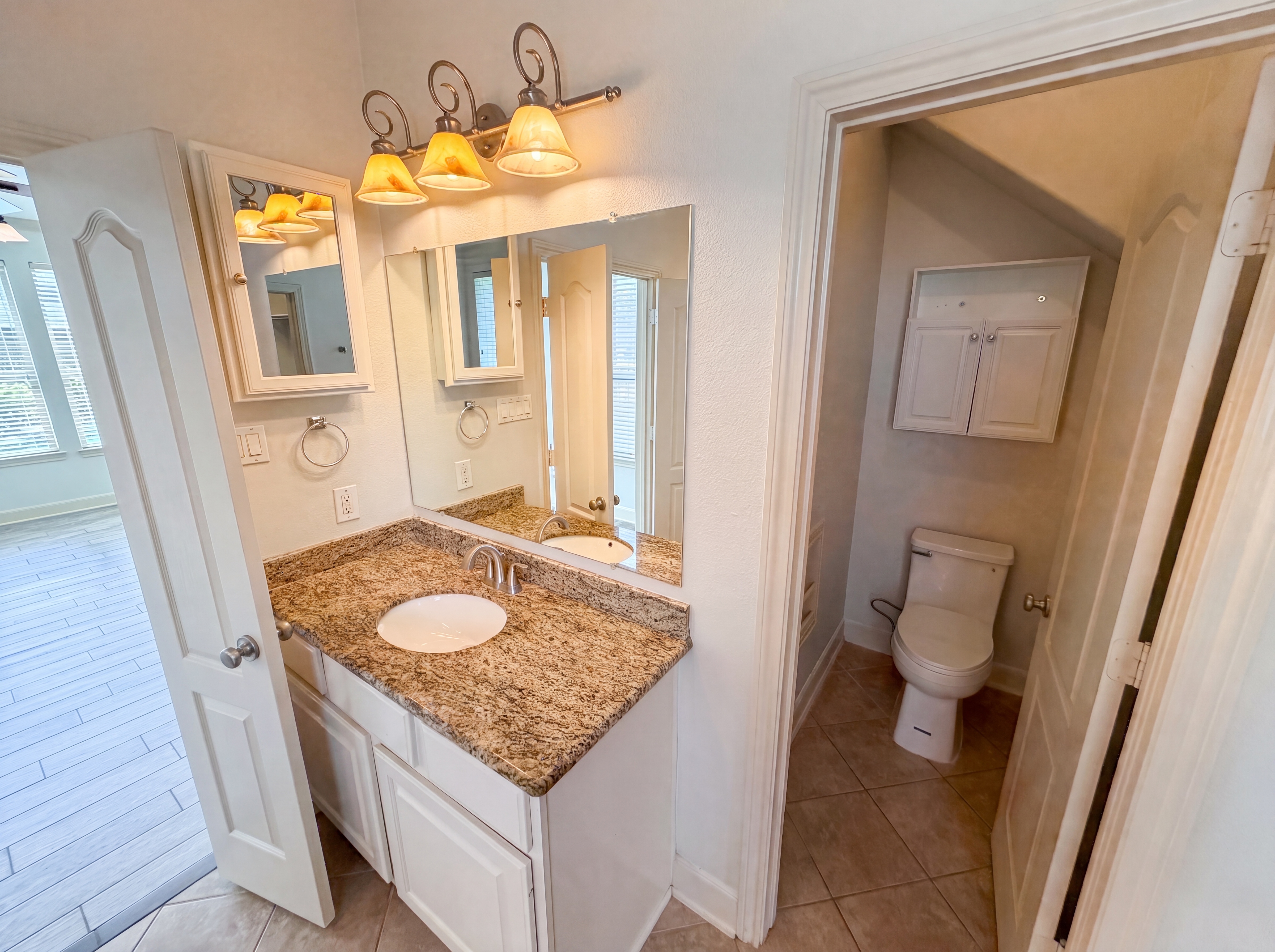 Photo 16 of 36 of 15822 Maple Shores Dr, Houston, TX