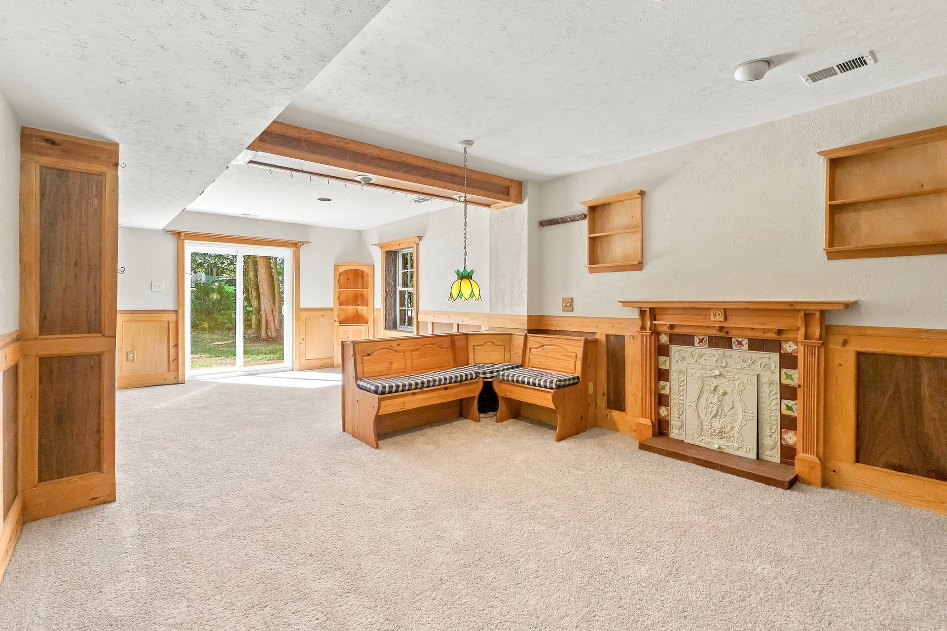 Photo 20 of 31 of 1600 Charnita Ct, Vienna, VA