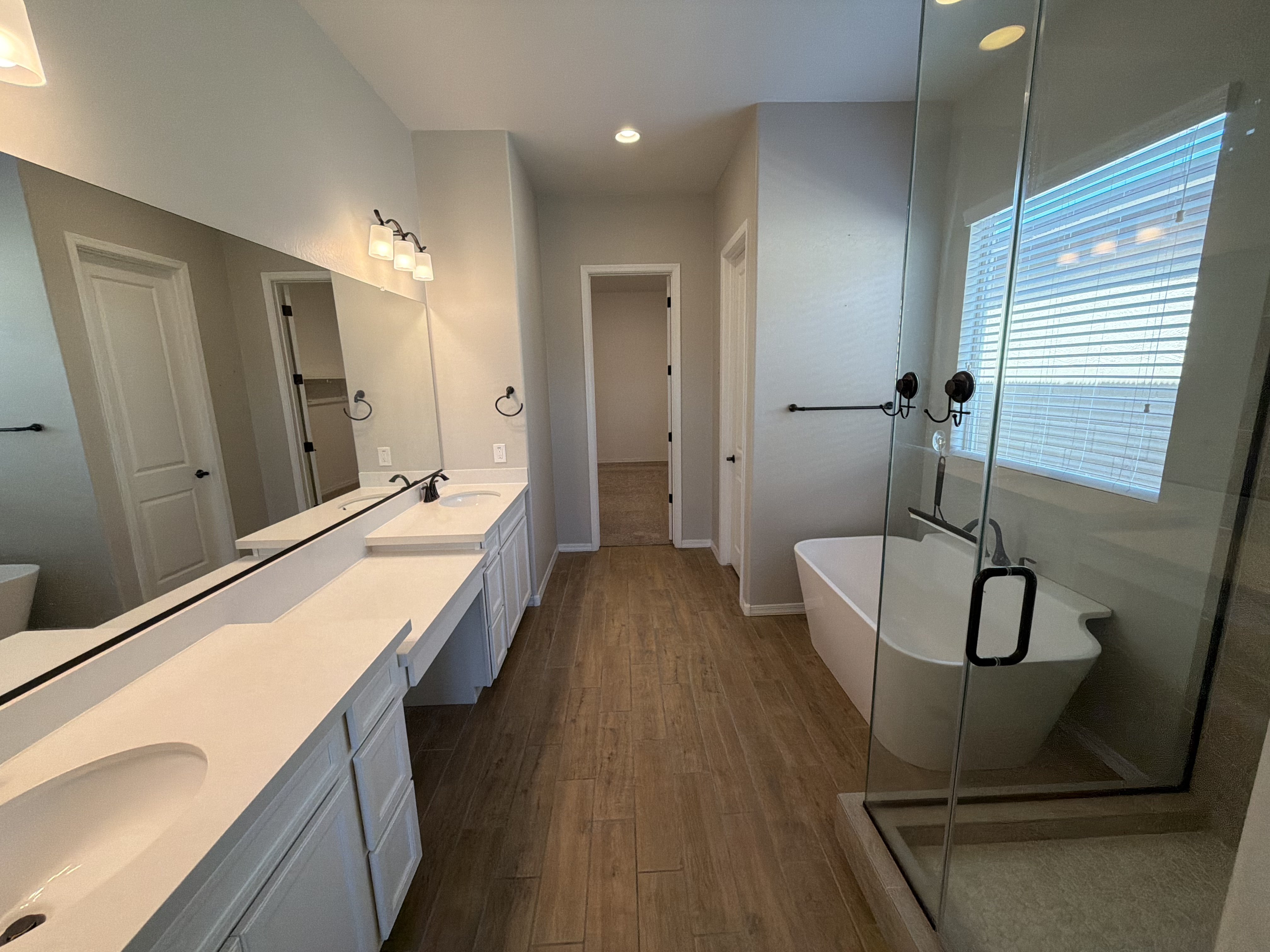 Photo 16 of 55 of 4511 N 93rd Dr, Phoenix, AZ