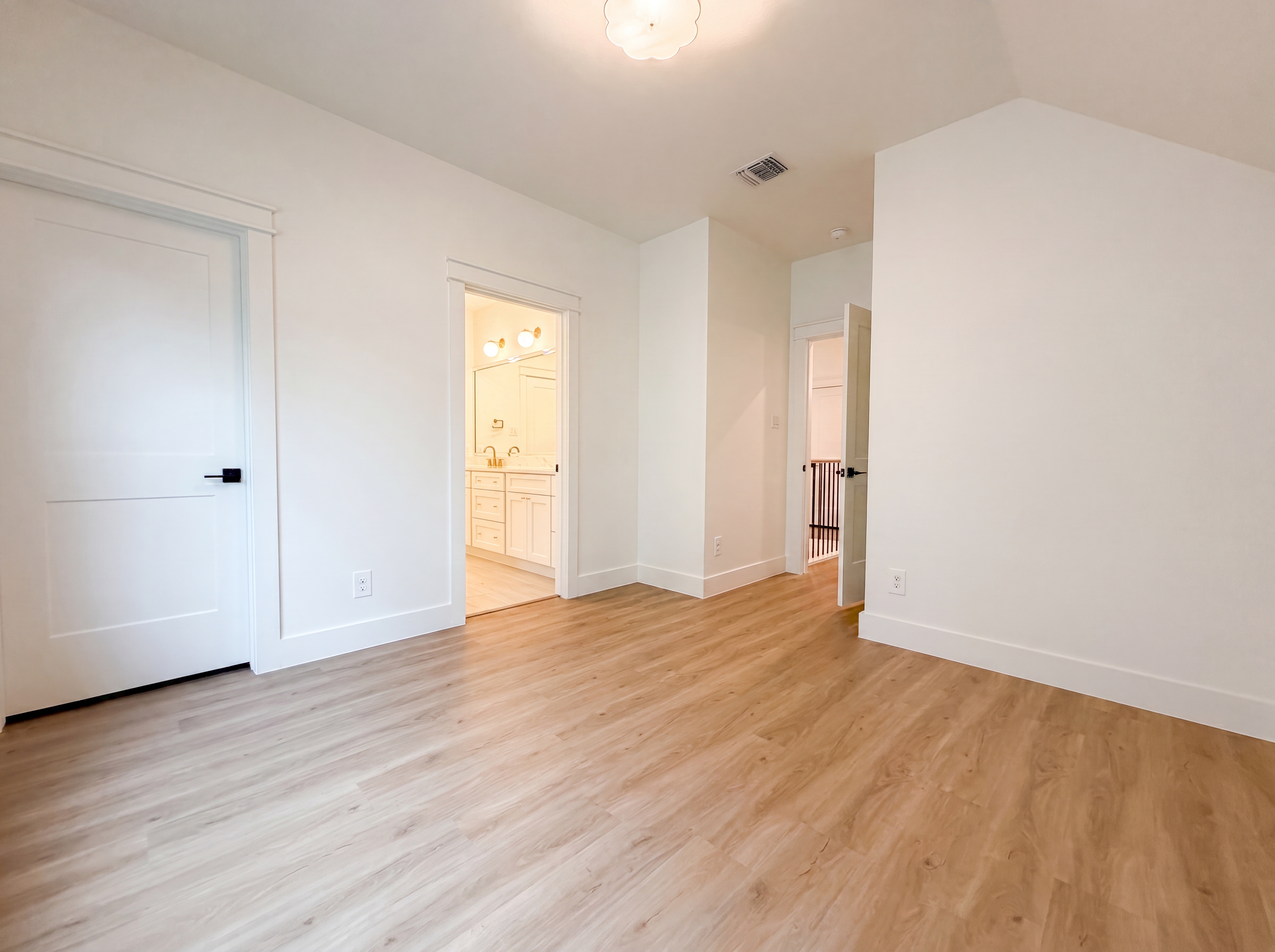 Photo 12 of 21 of 4211 Honeycomb St, San Antonio, TX