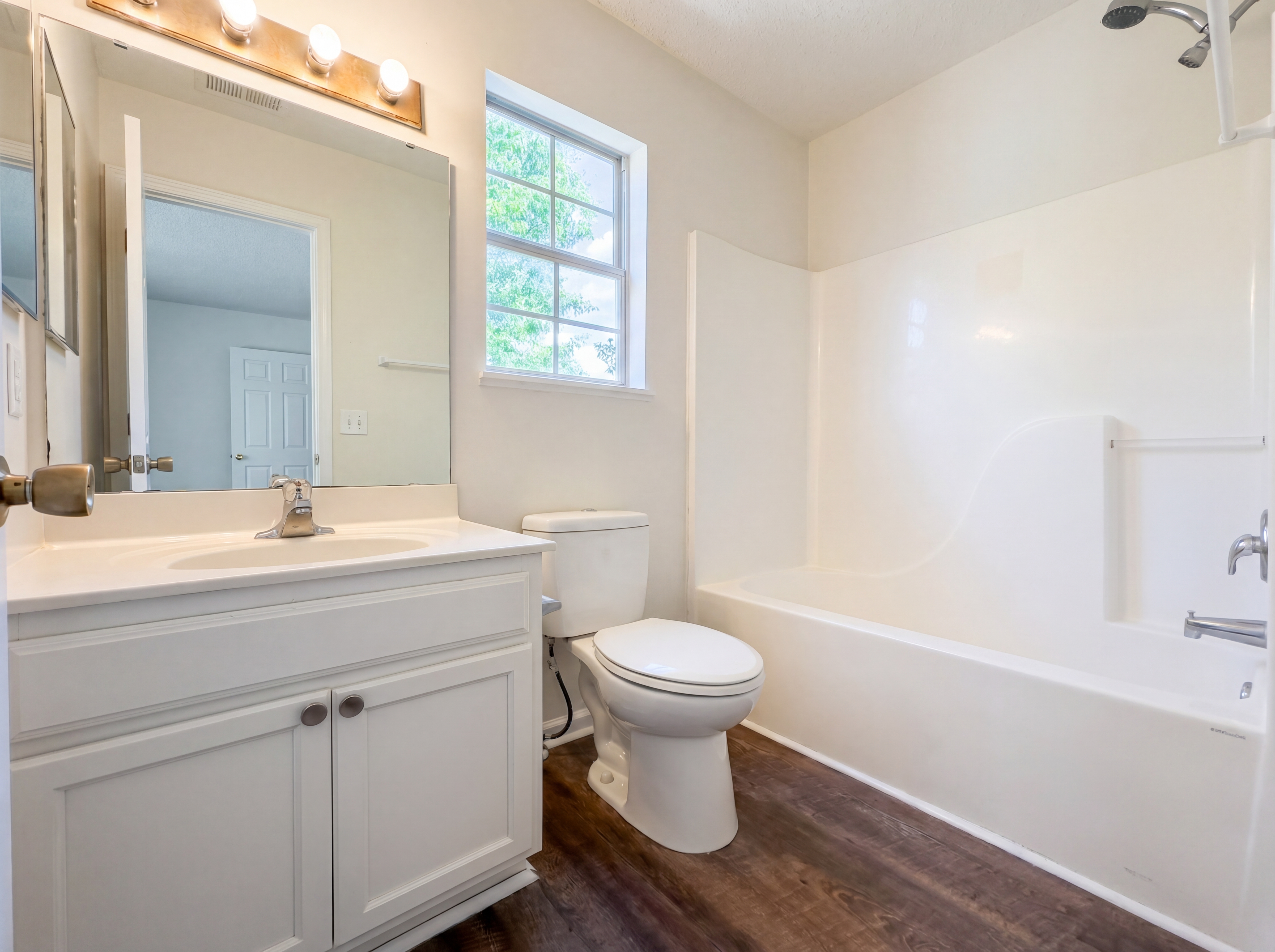 Photo 13 of 22 of 507 Summit Terrace Ct, Columbia, SC