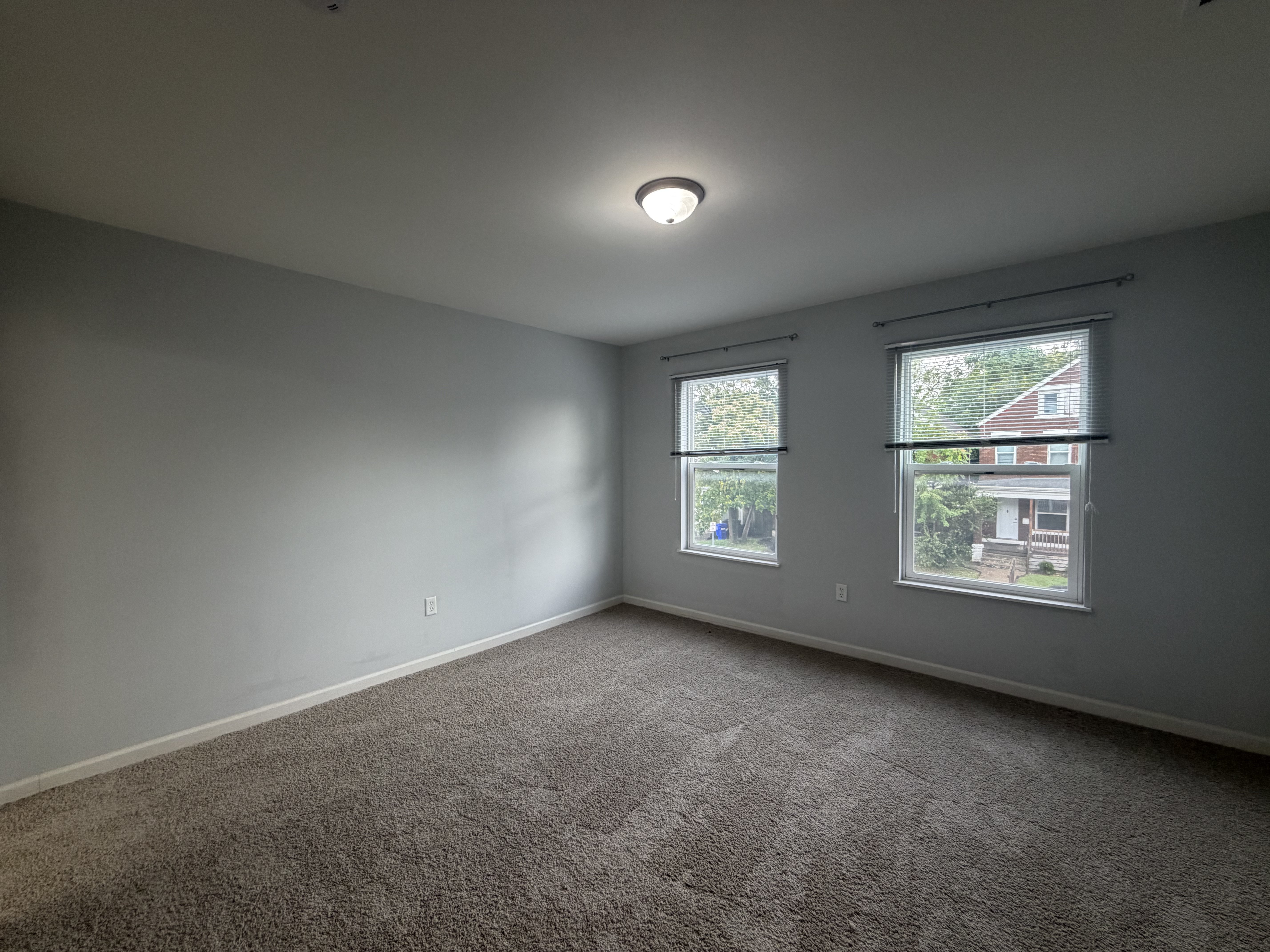 Photo 7 of 21 of 513 S Champion Ave, Columbus, OH