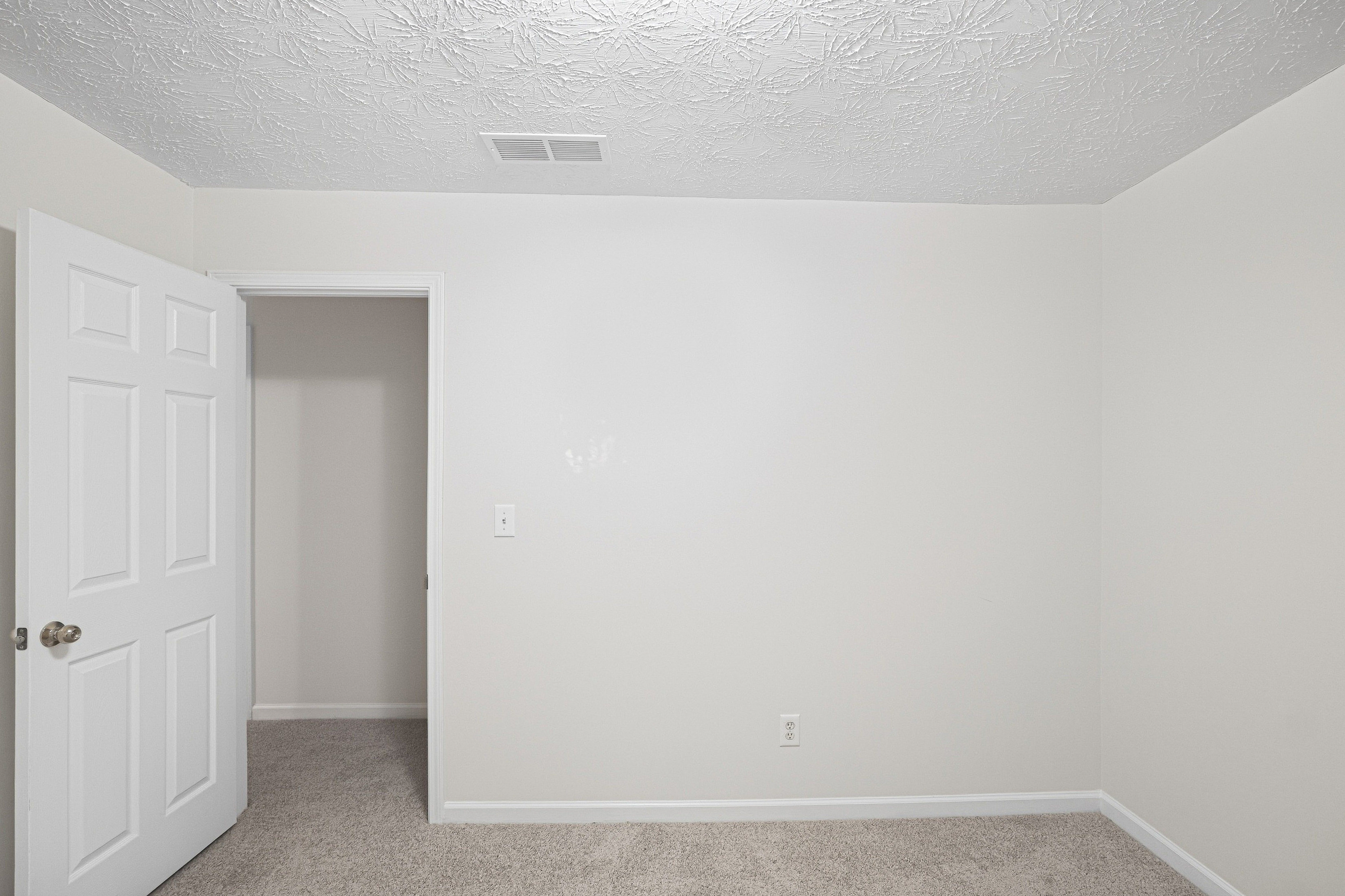 Photo 44 of 60 of 2492 Halcyon Way, Lawrenceville, GA