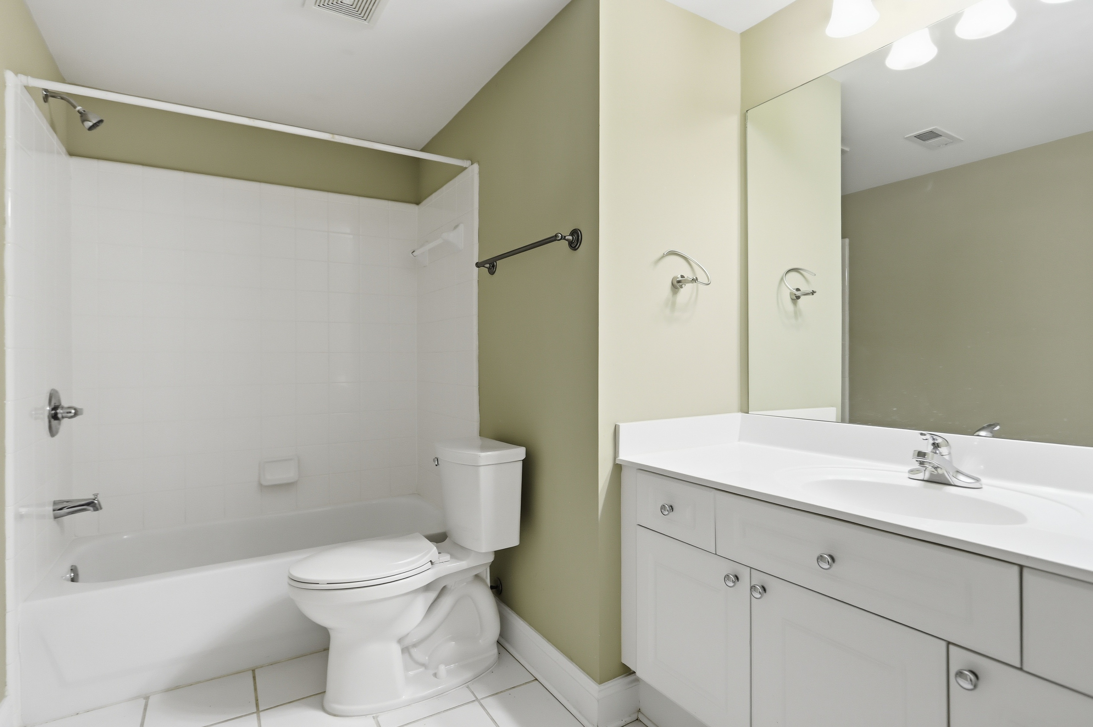 Photo 36 of 46 of 3011 Riverstone Trl, Atlanta, GA