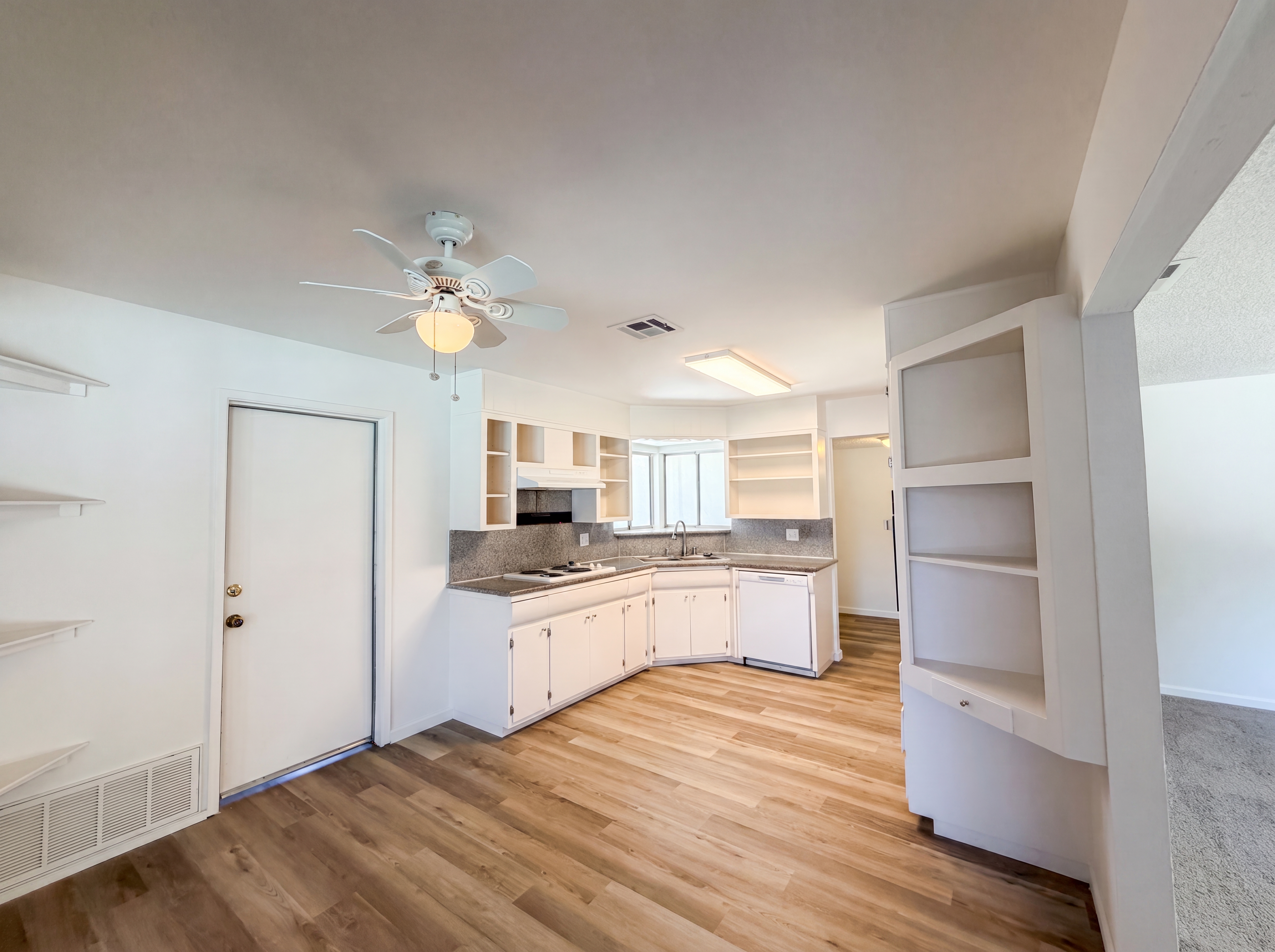 Photo 2 of 38 of 8845 Los Olivas Ct, Stockton, CA