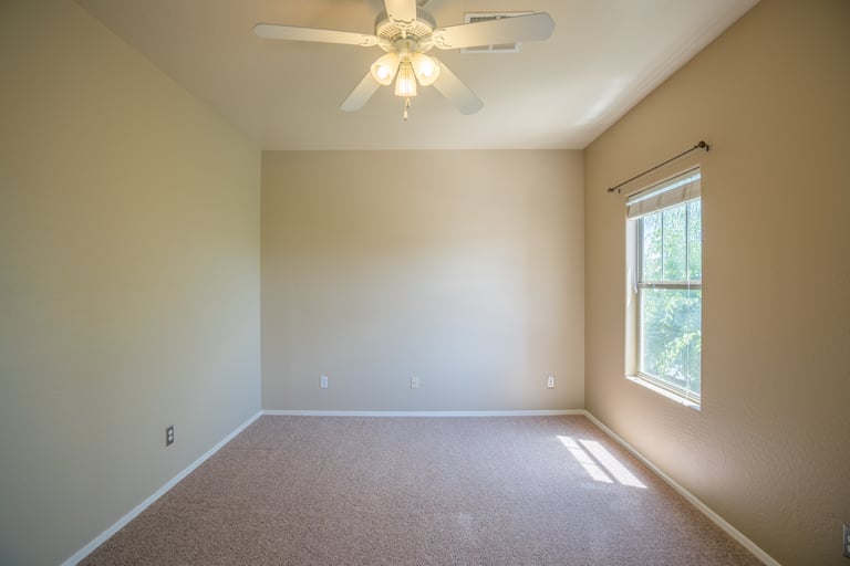 Photo 16 of 32 - 15422 N 170th Ln, Surprise, AZ 85388