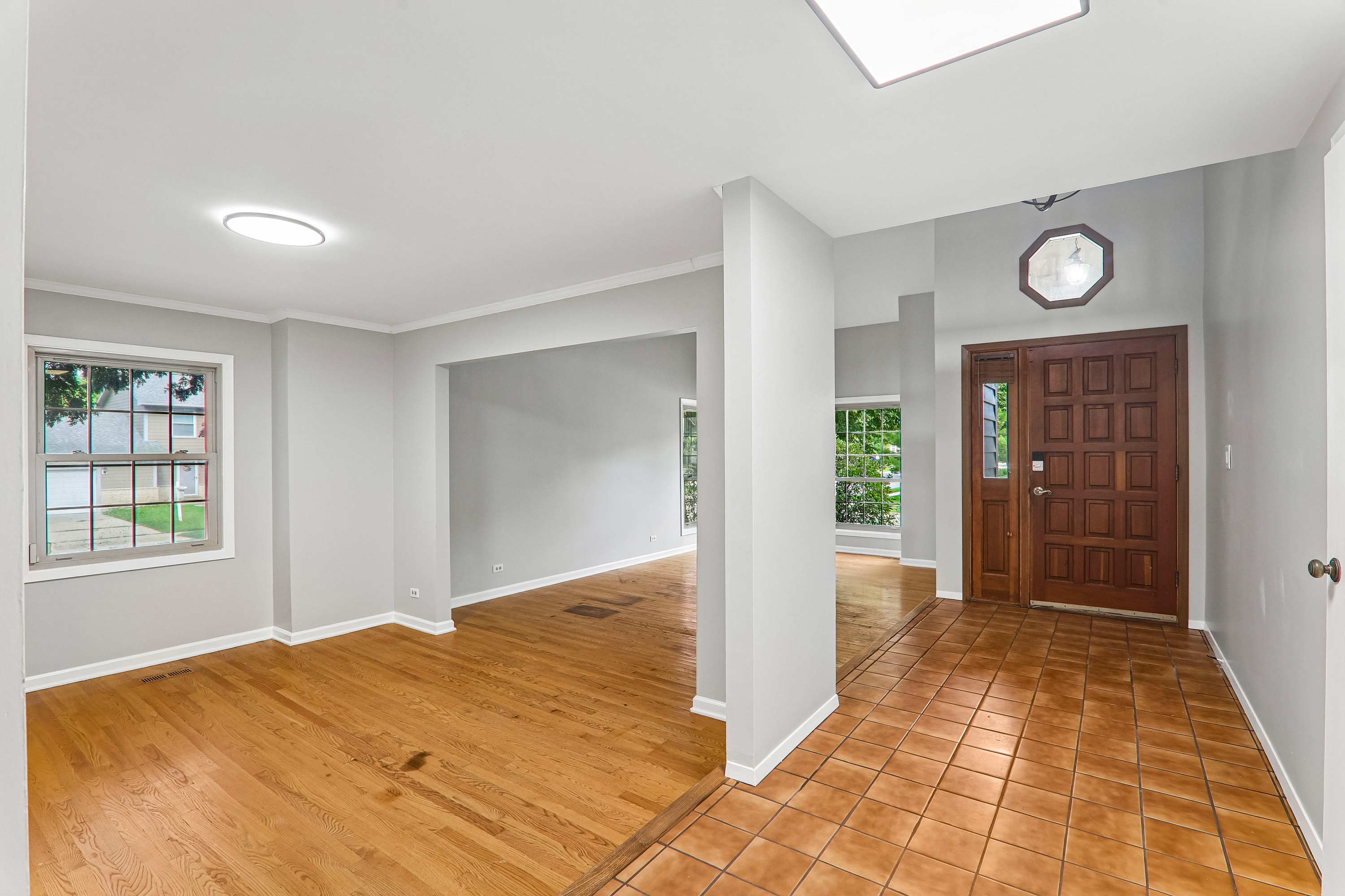 Photo 23 of 41 of 4399 Bluebird Ct, Gurnee, IL