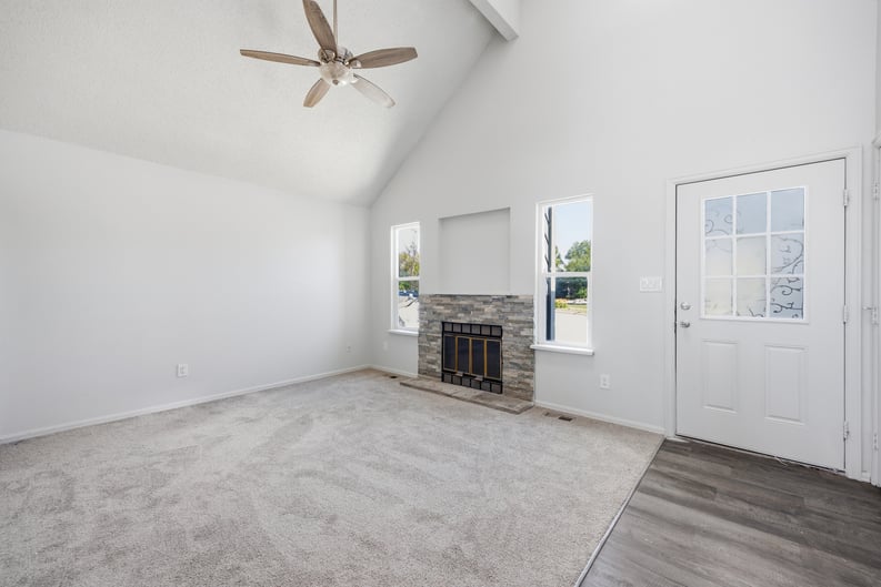 Property photo 3 of 4571 Sunnyhill Dr