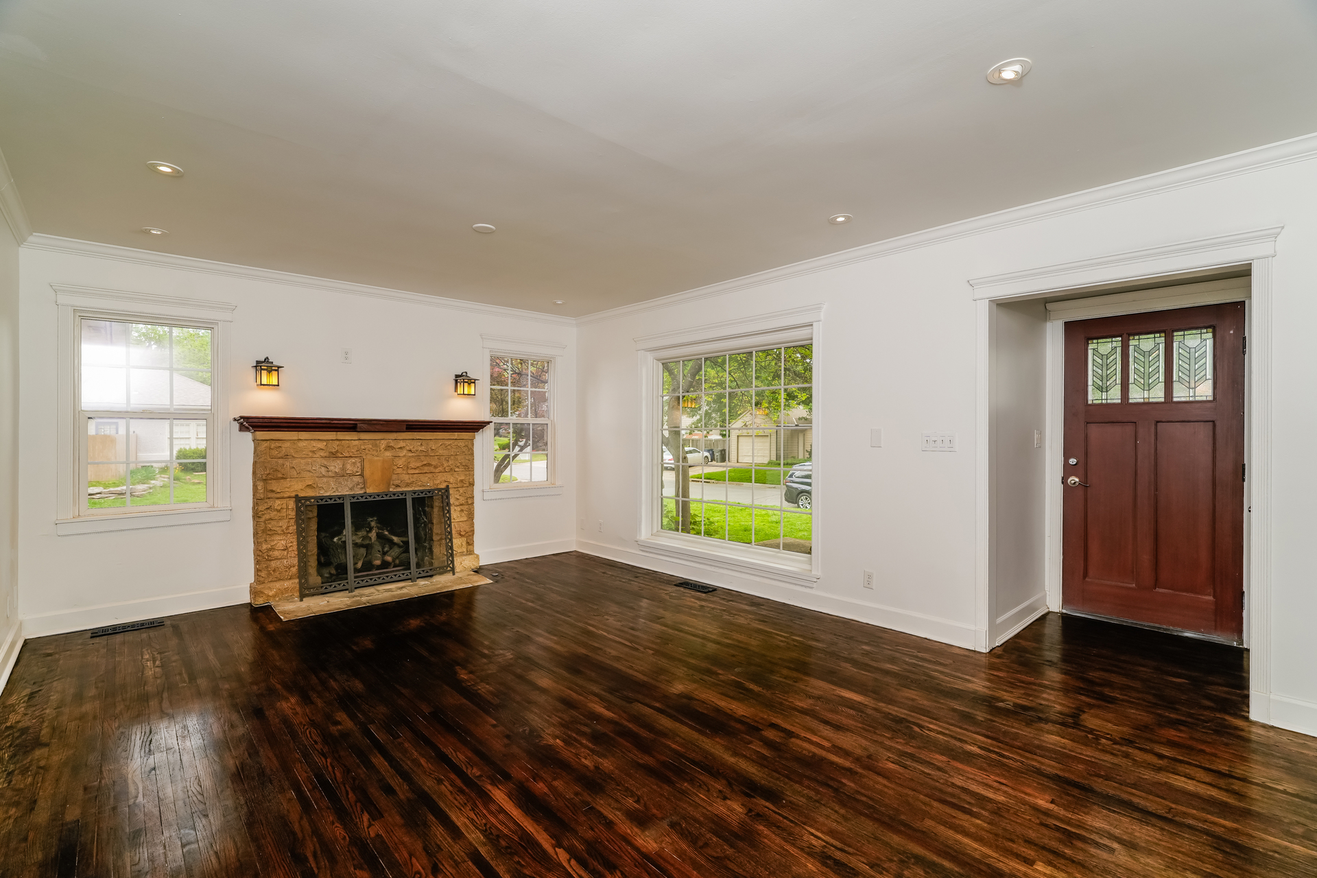 Photo 8 of 21 of 3132 S Owasso Ave, Tulsa, OK