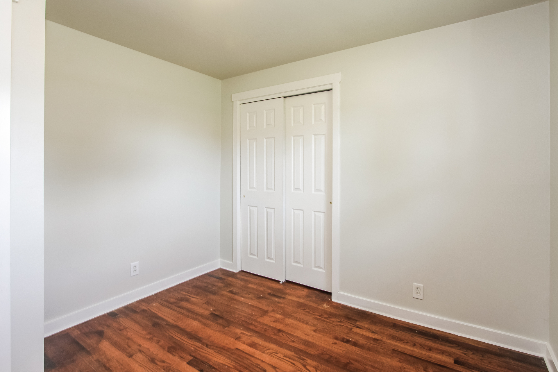 Photo 15 of 21 of 1219 Franklin St, Taylorsville, IN