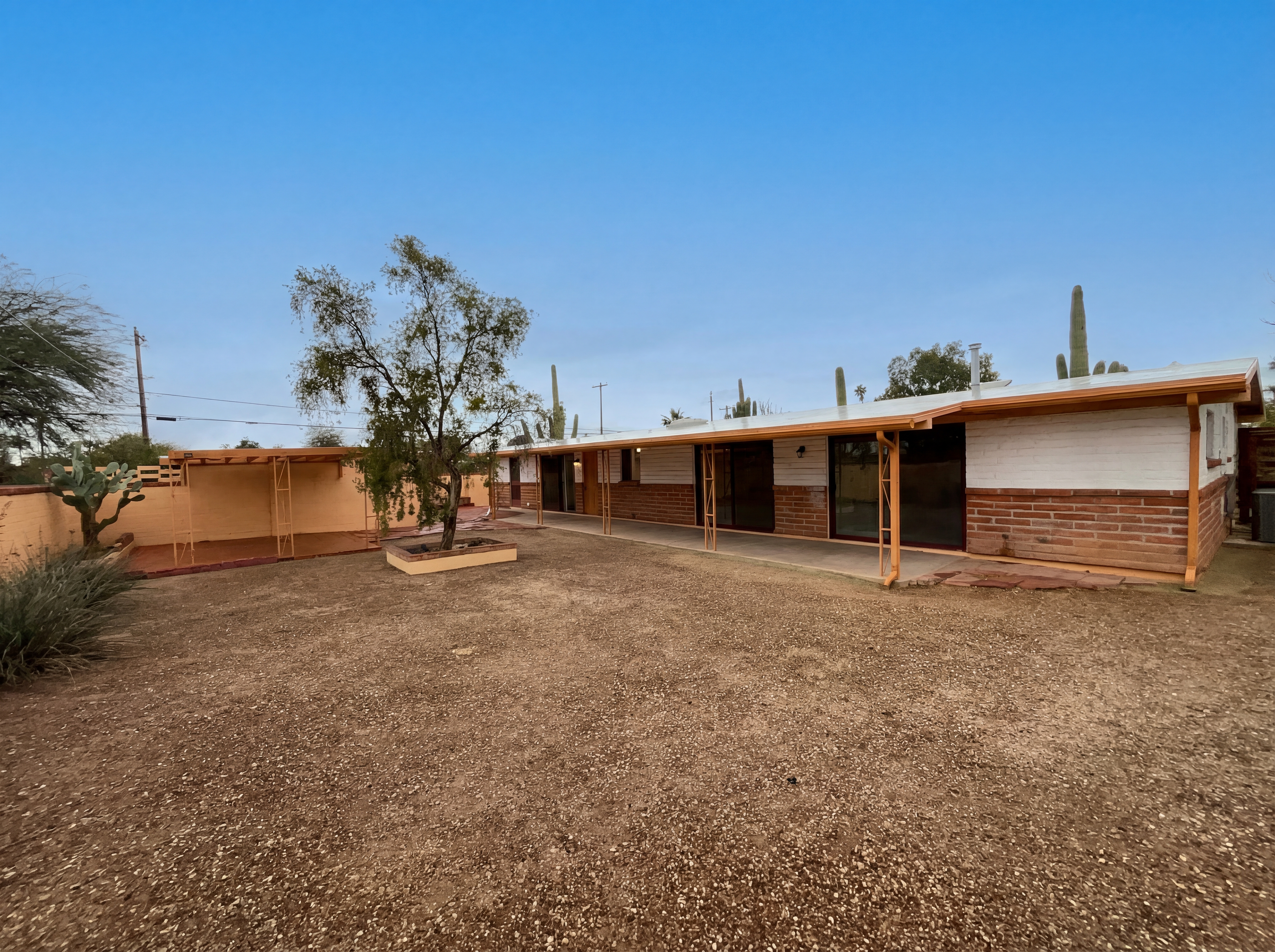Photo 5 of 24 of 5202 E 2nd St, Tucson, AZ
