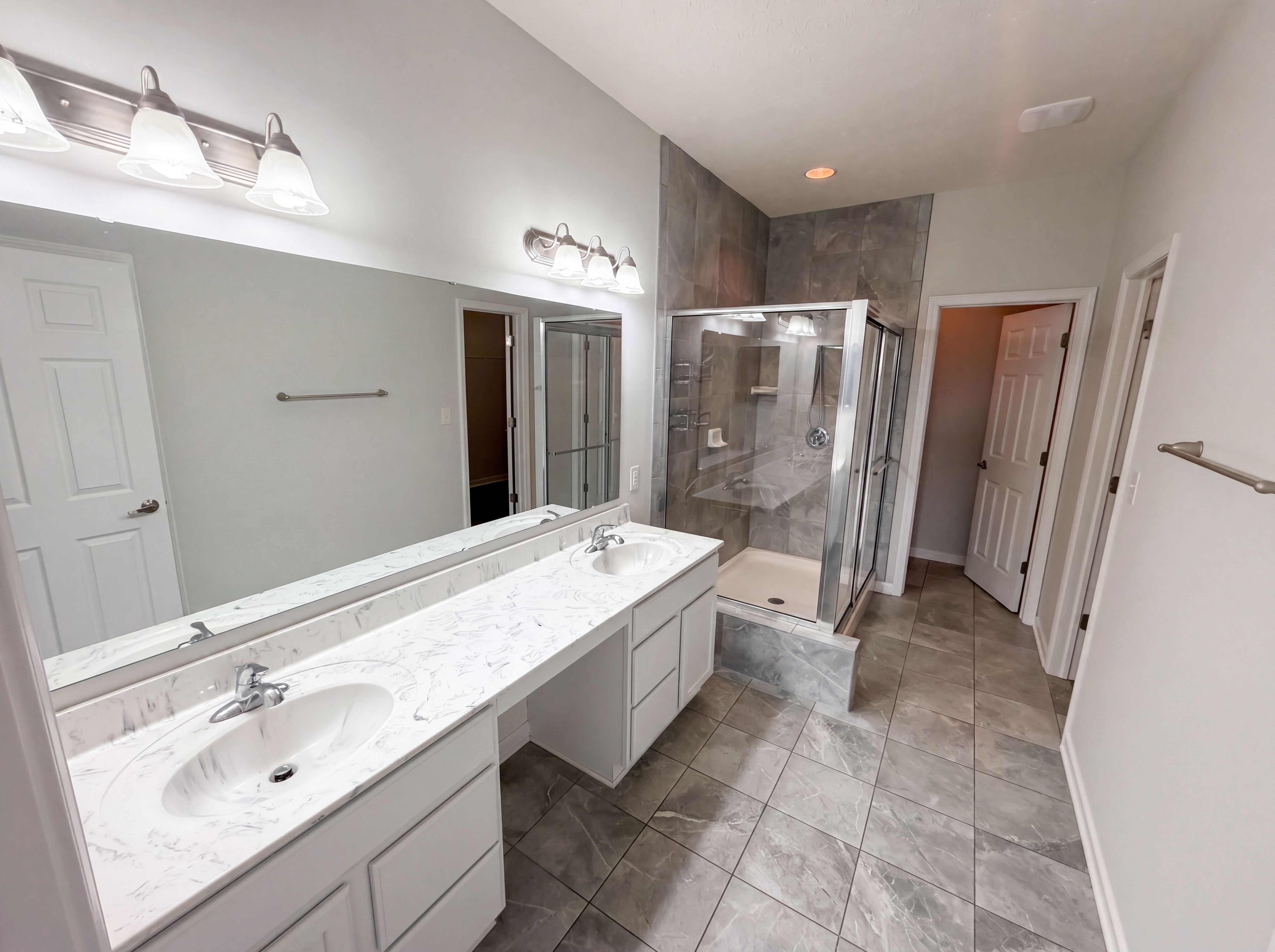 Photo 6 of 21 of 2357 Pokagon St, Avon, IN
