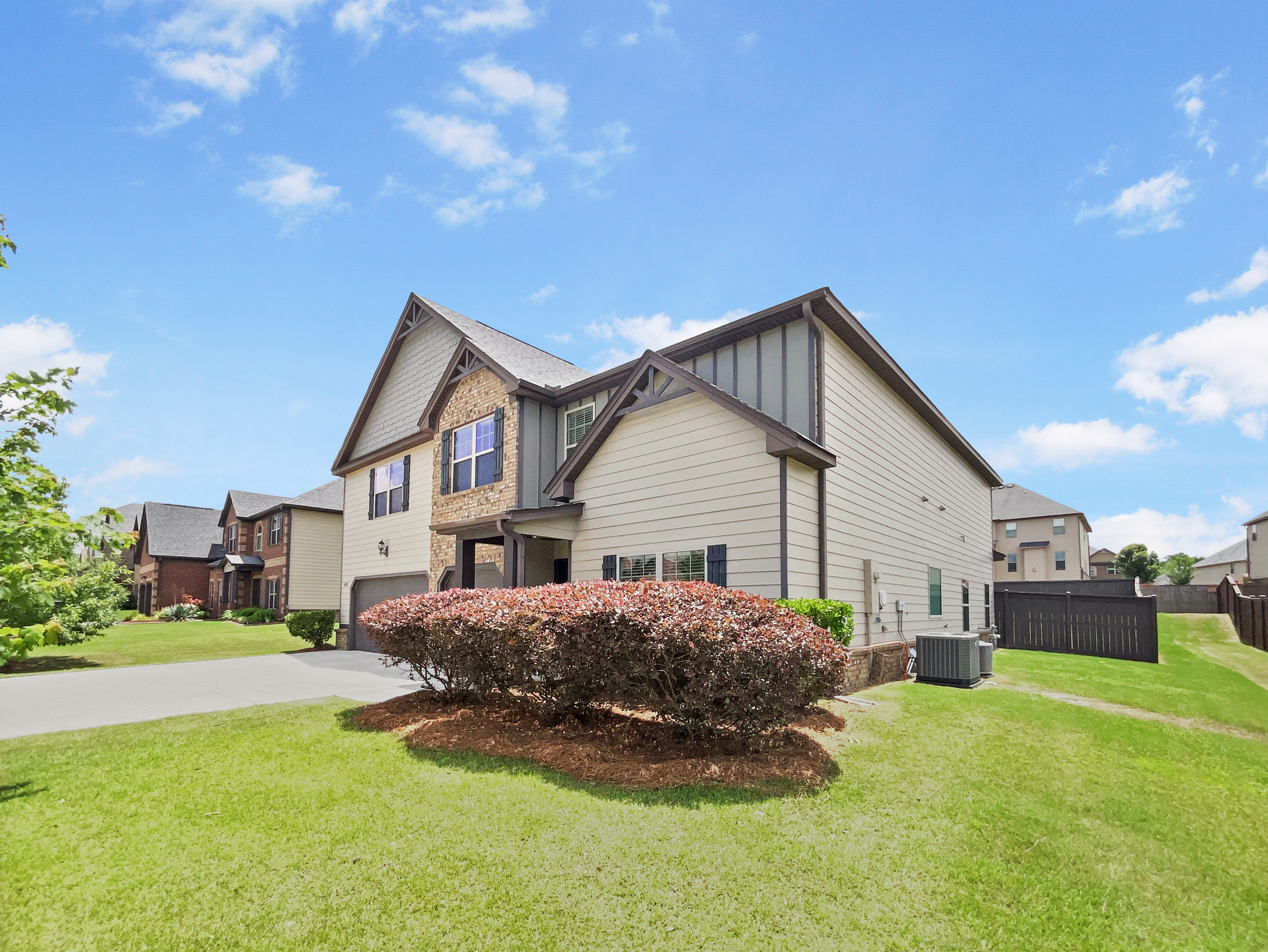 Photo 59 of 64 of 622 Madison Park Dr, Grayson, GA