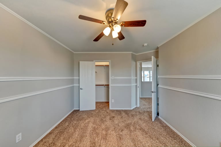 Photo 24 of 31 - 9625 Brenden Dr, Fort Worth, TX 76108