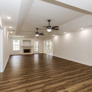 Property photo 3 of 253 Spring Oak Ln