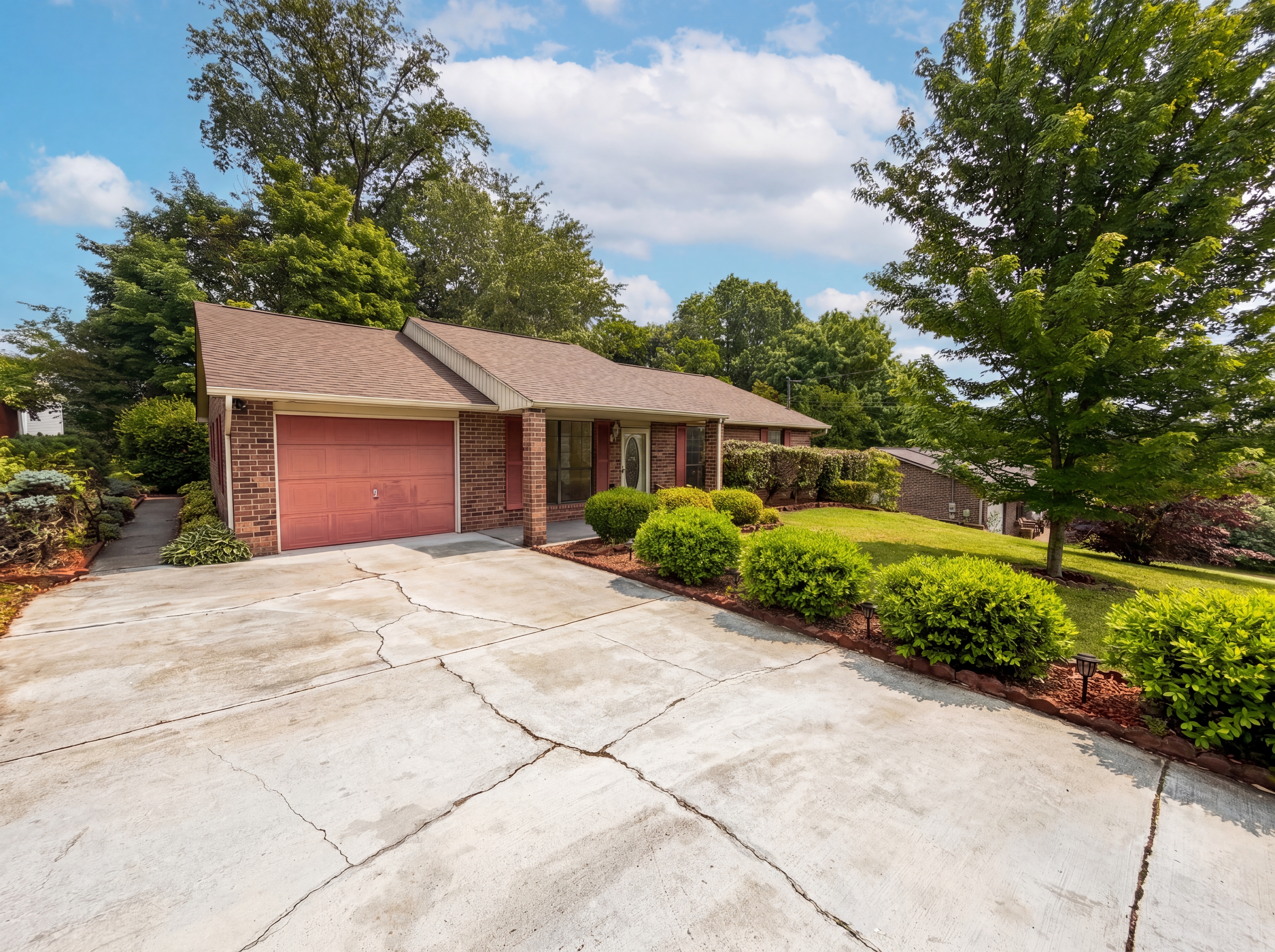 Photo 20 of 22 of 6020 Morning Glory Pl, Knoxville, TN