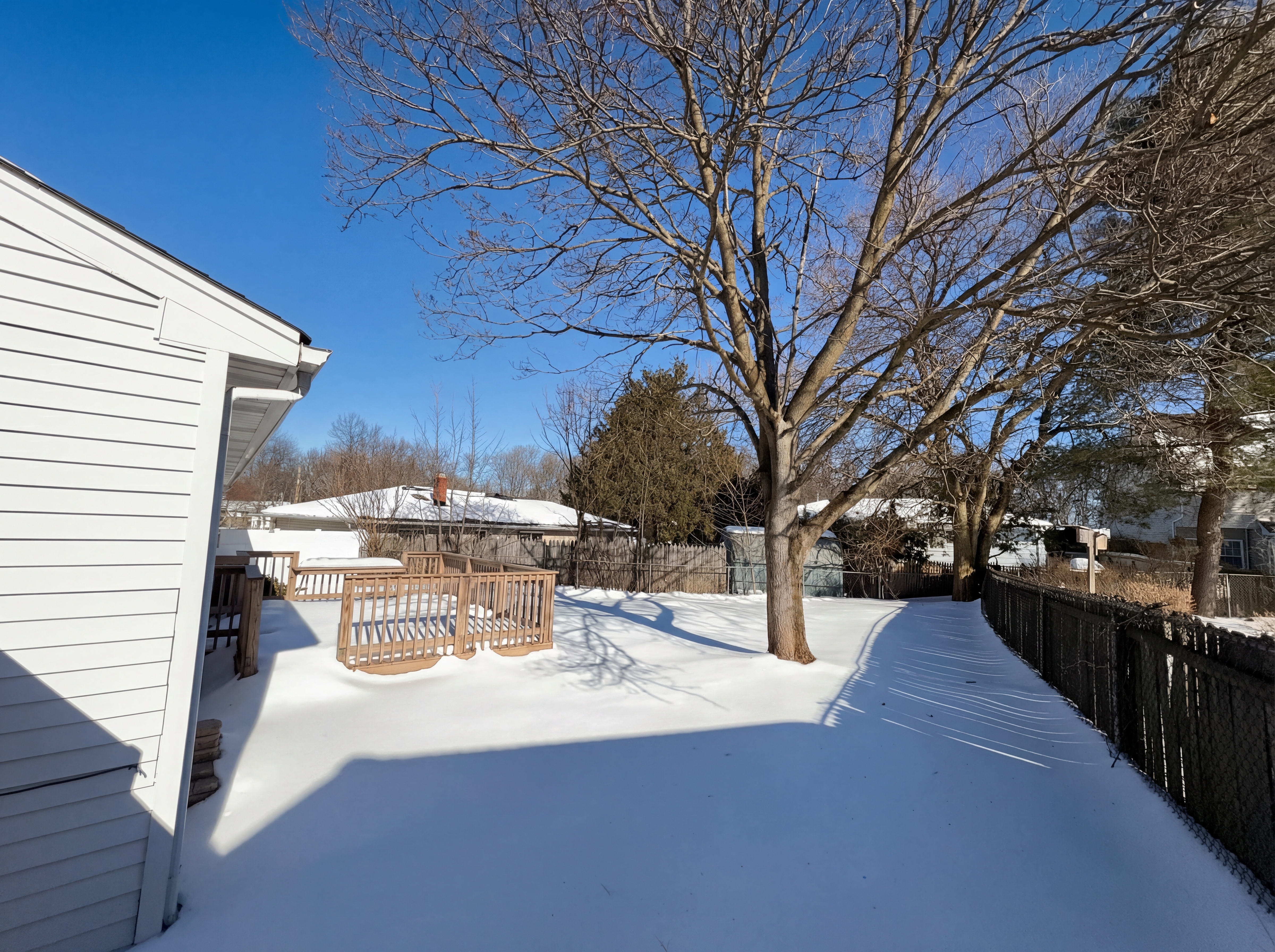 Photo 5 of 24 of 47 Brandywine Cir, Piscataway, NJ