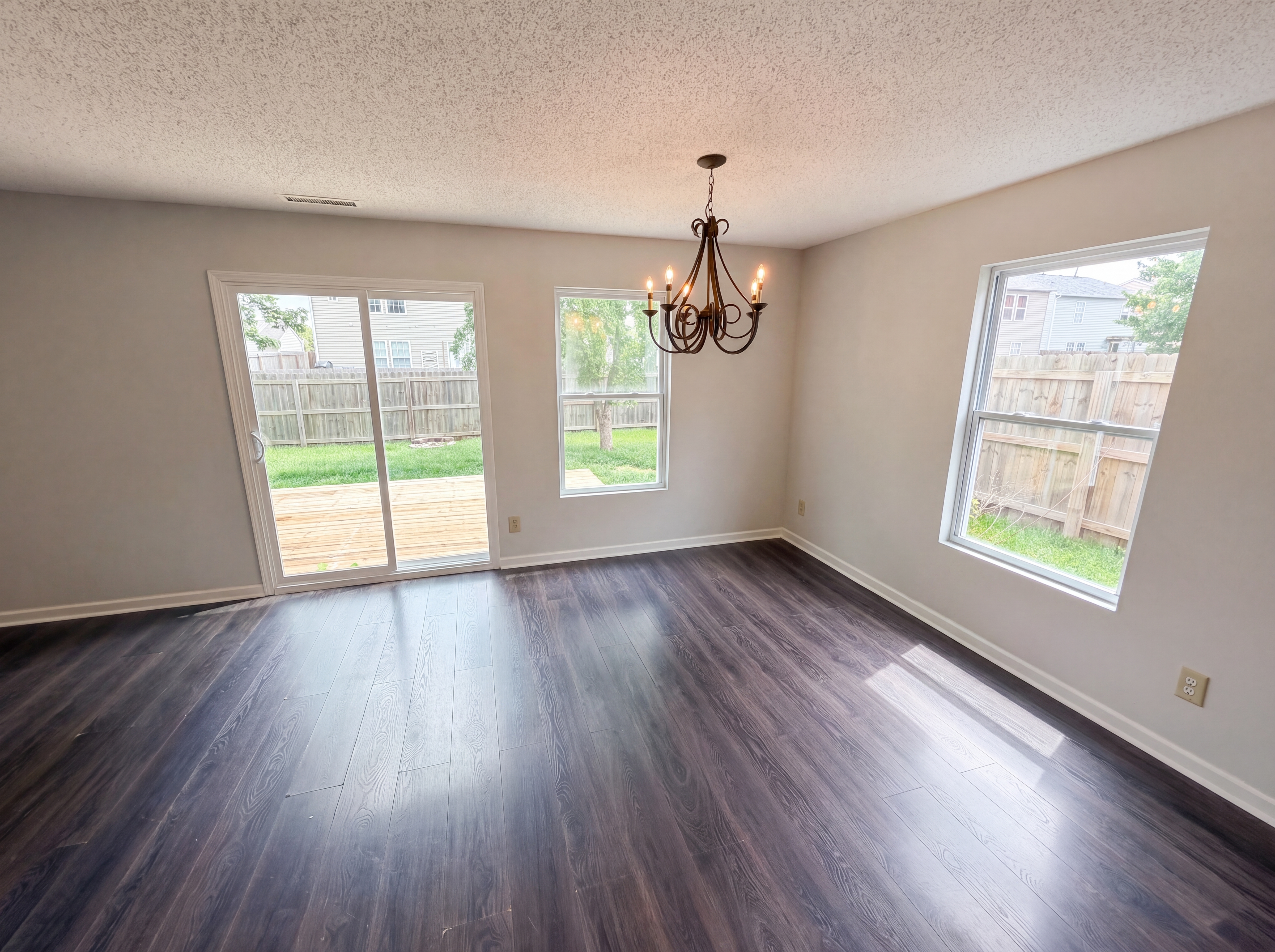 Photo 10 of 23 of 8134 S Firefly Dr, Pendleton, IN