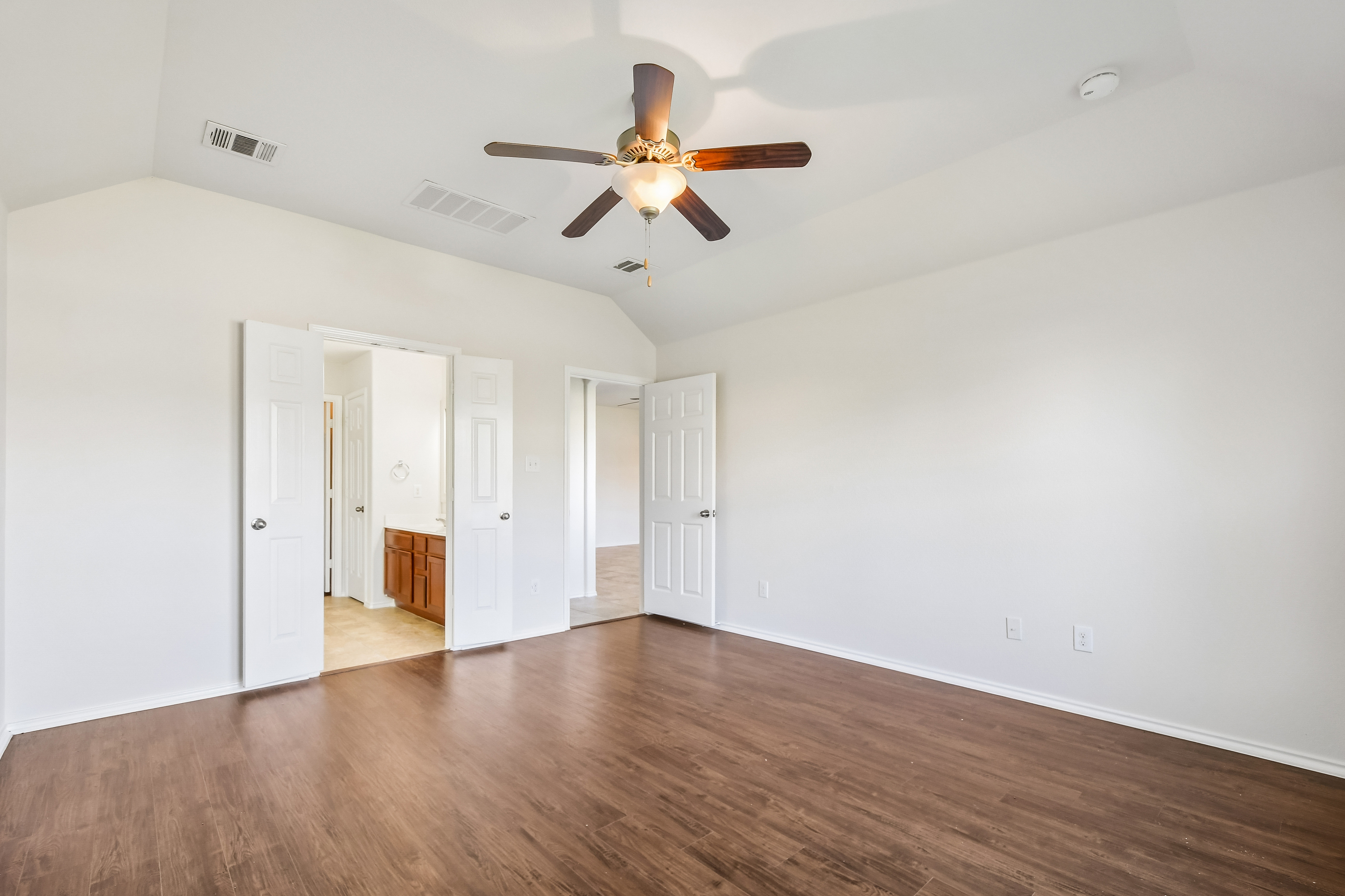 Photo 4 of 56 of 3000 Grand Mission Way, Pflugerville, TX