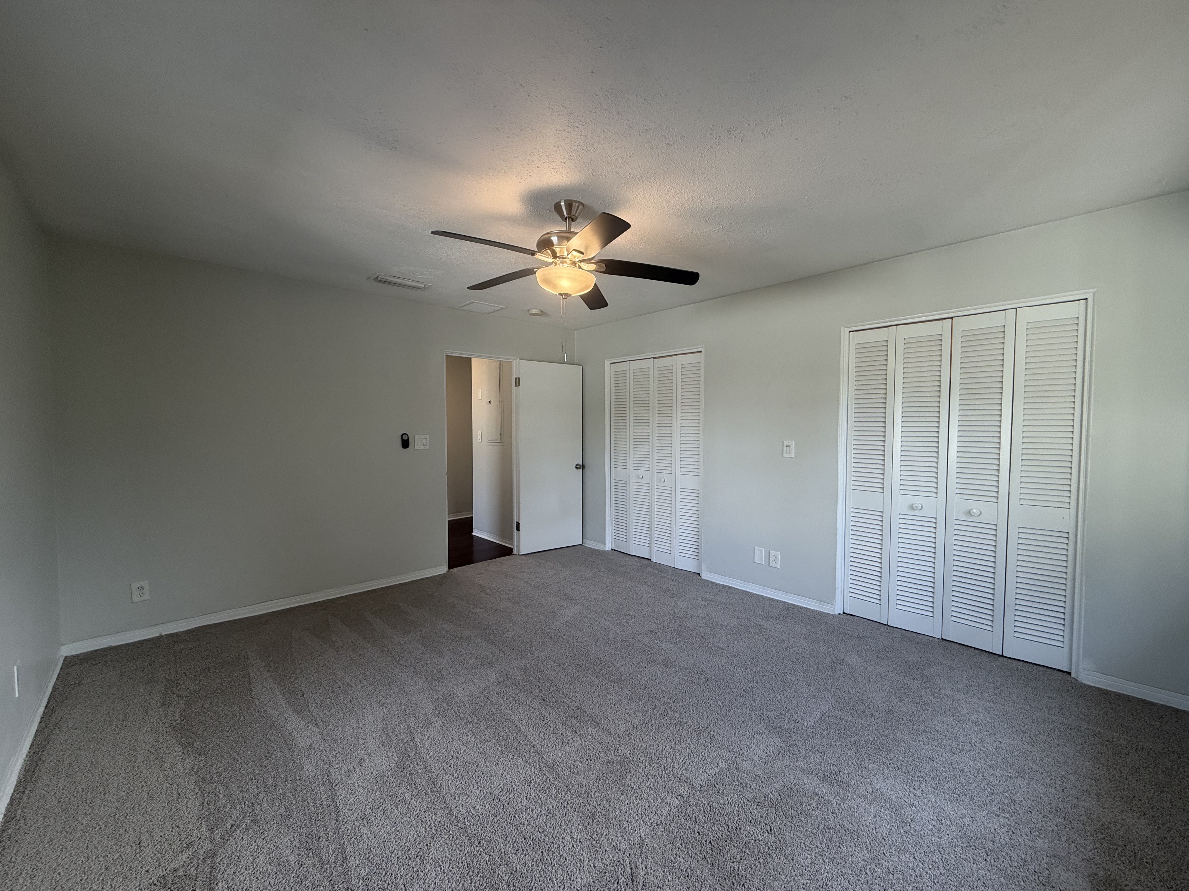 Photo 19 of 34 of 601 Myrtle Way S, Saint Petersburg, FL