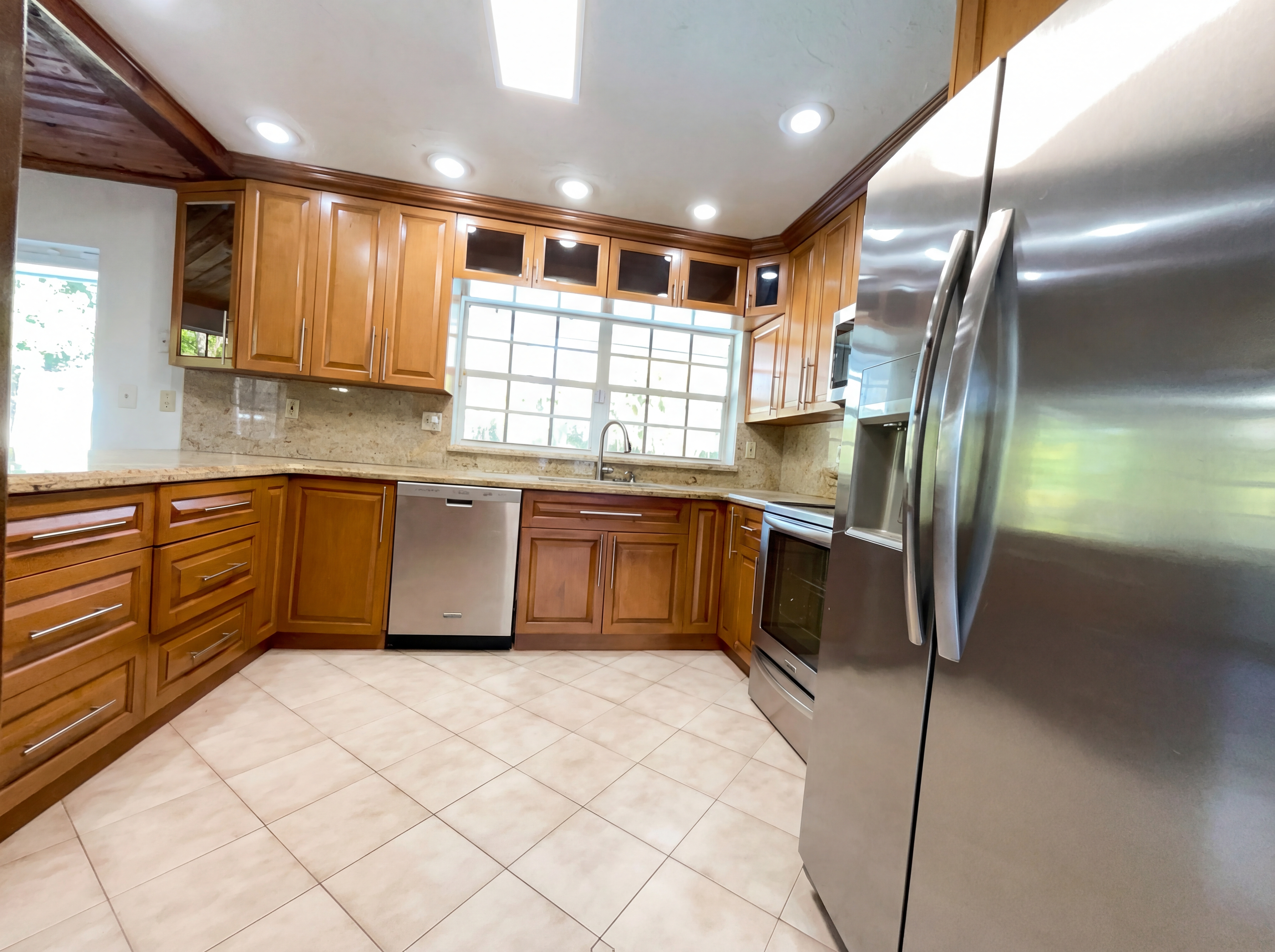 Photo 12 of 21 of 10001 SW 99th Ave, Miami, FL