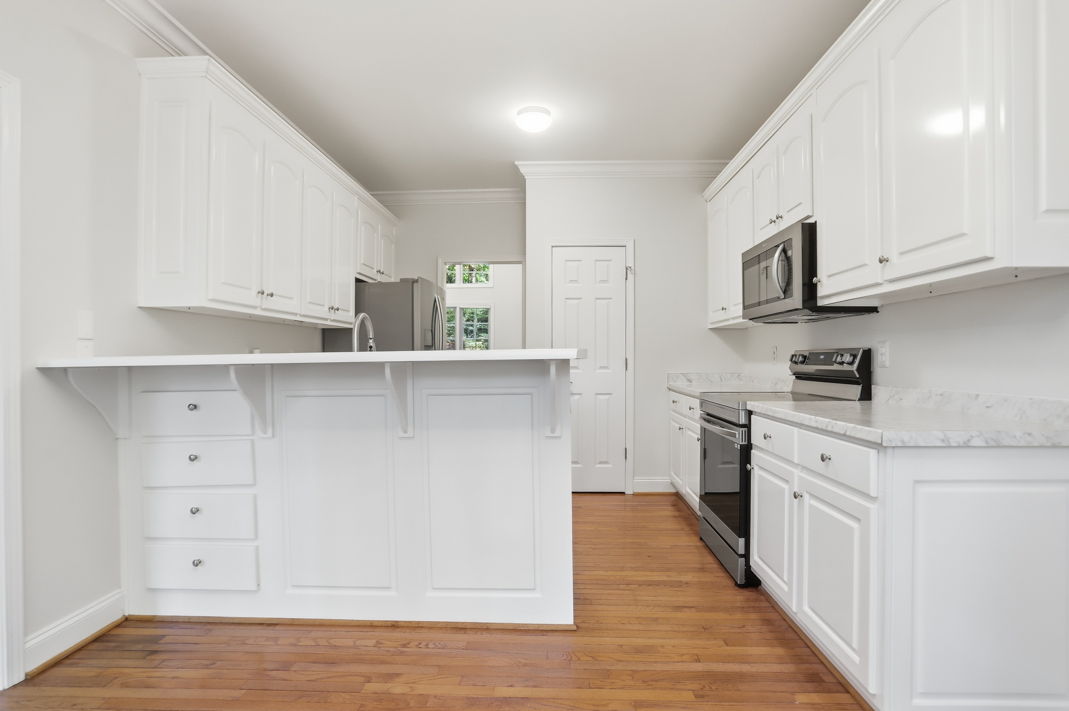 Photo 12 of 34 of 940 Cider Ridge Ct, Clarkesville, GA