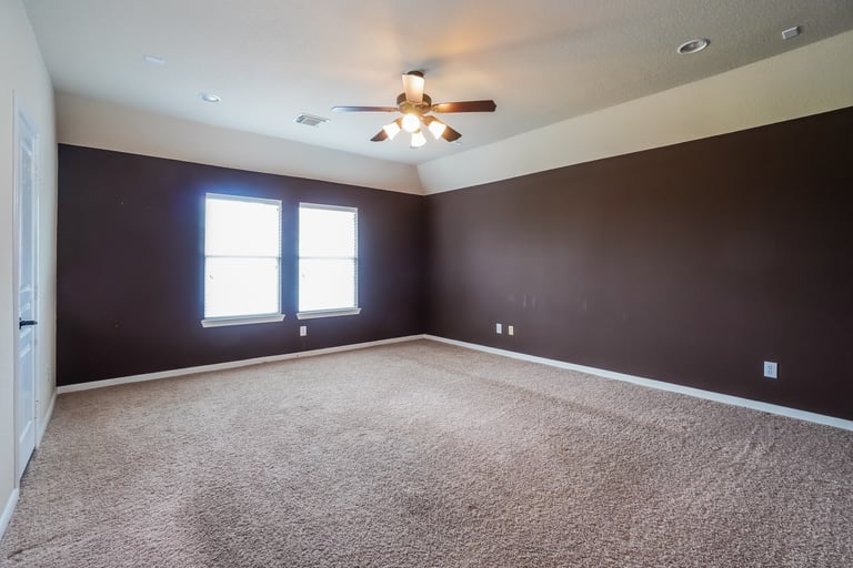 Photo 16 of 27 - 9642 Lavender Mist Ln, Katy, TX 77494