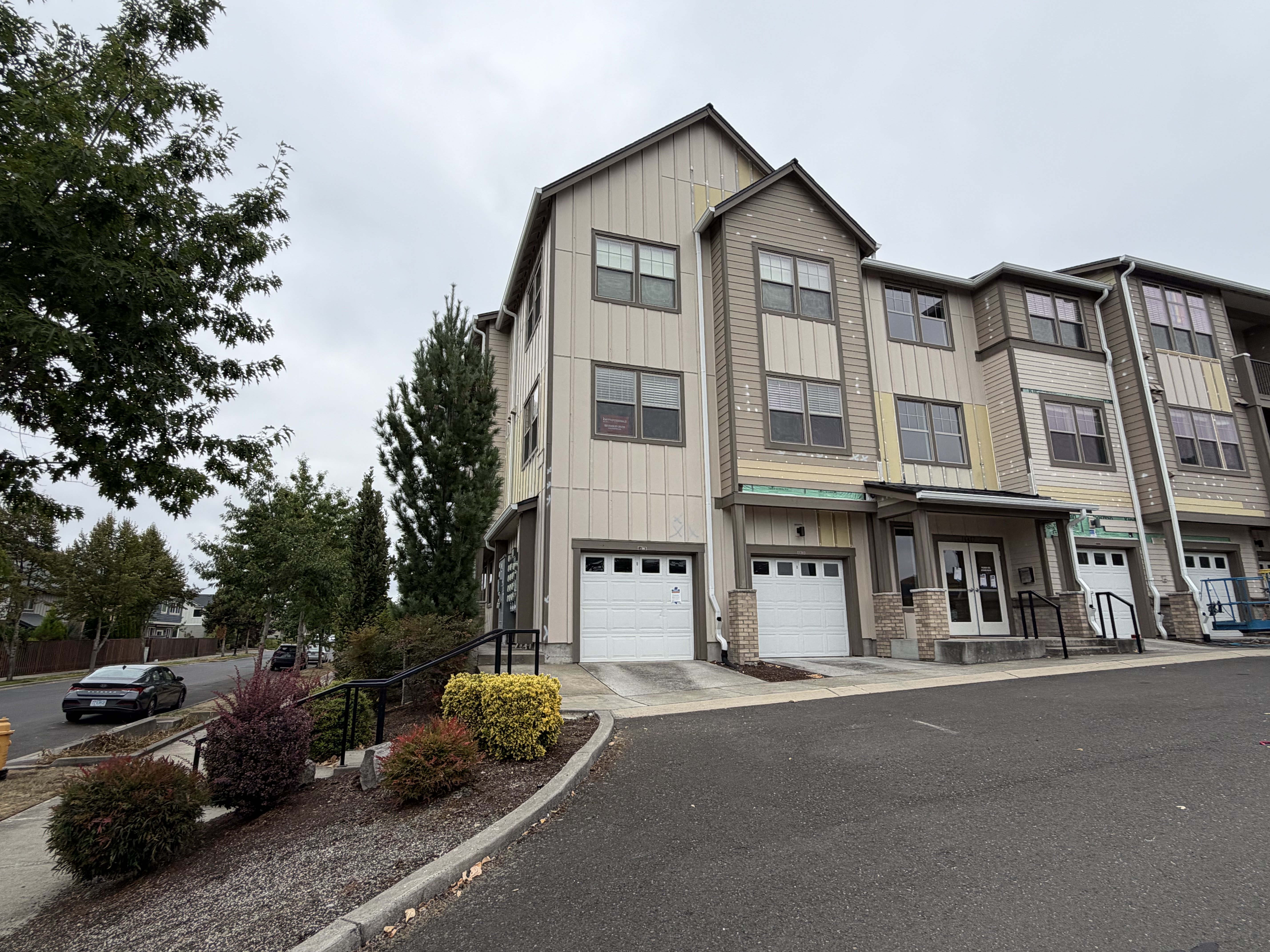 Photo 17 of 18 of 16417 NW Chadwick Way, Portland, OR