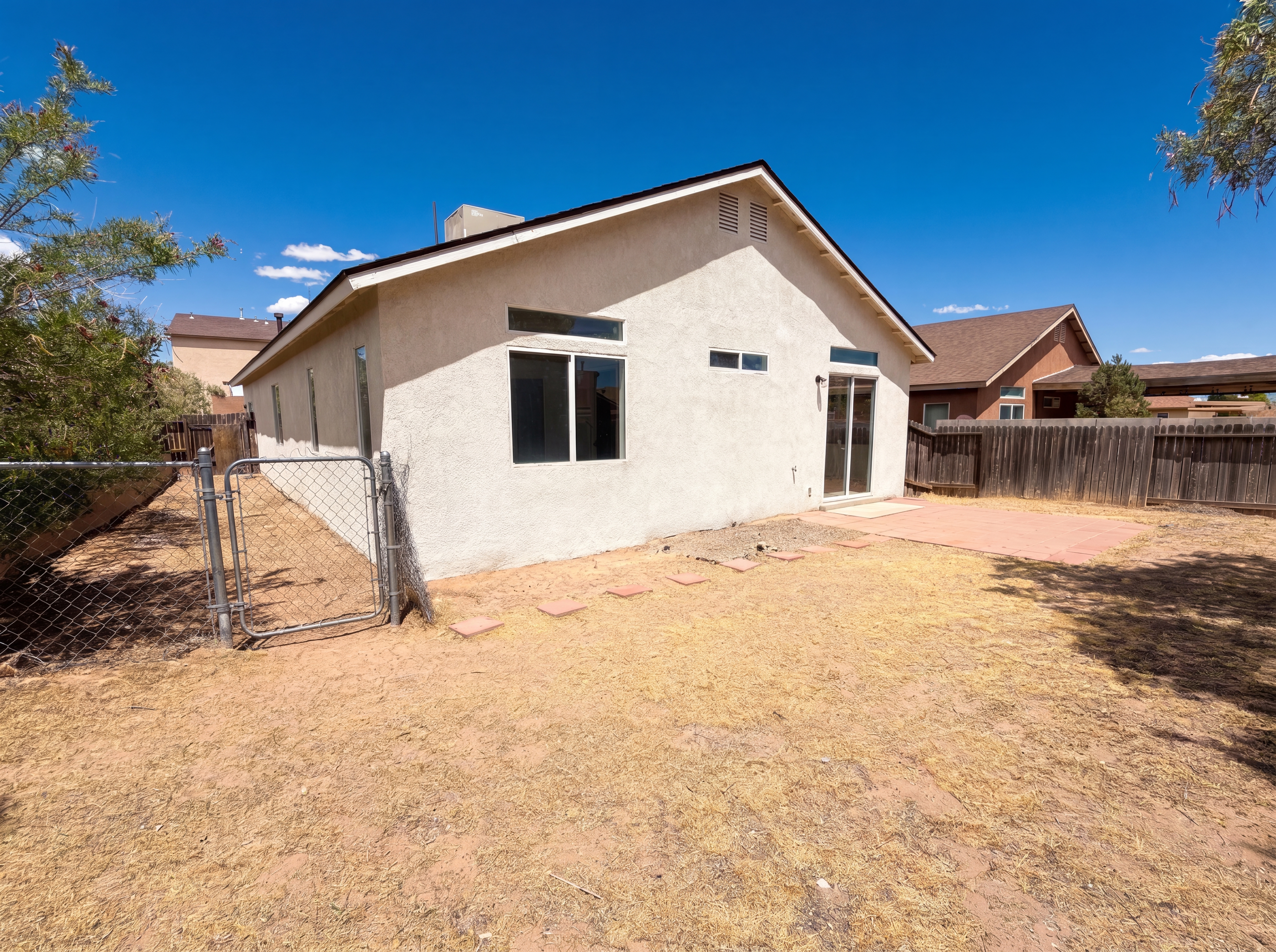 Photo 16 of 17 of 6948 Angela Dr NE, Rio Rancho, NM