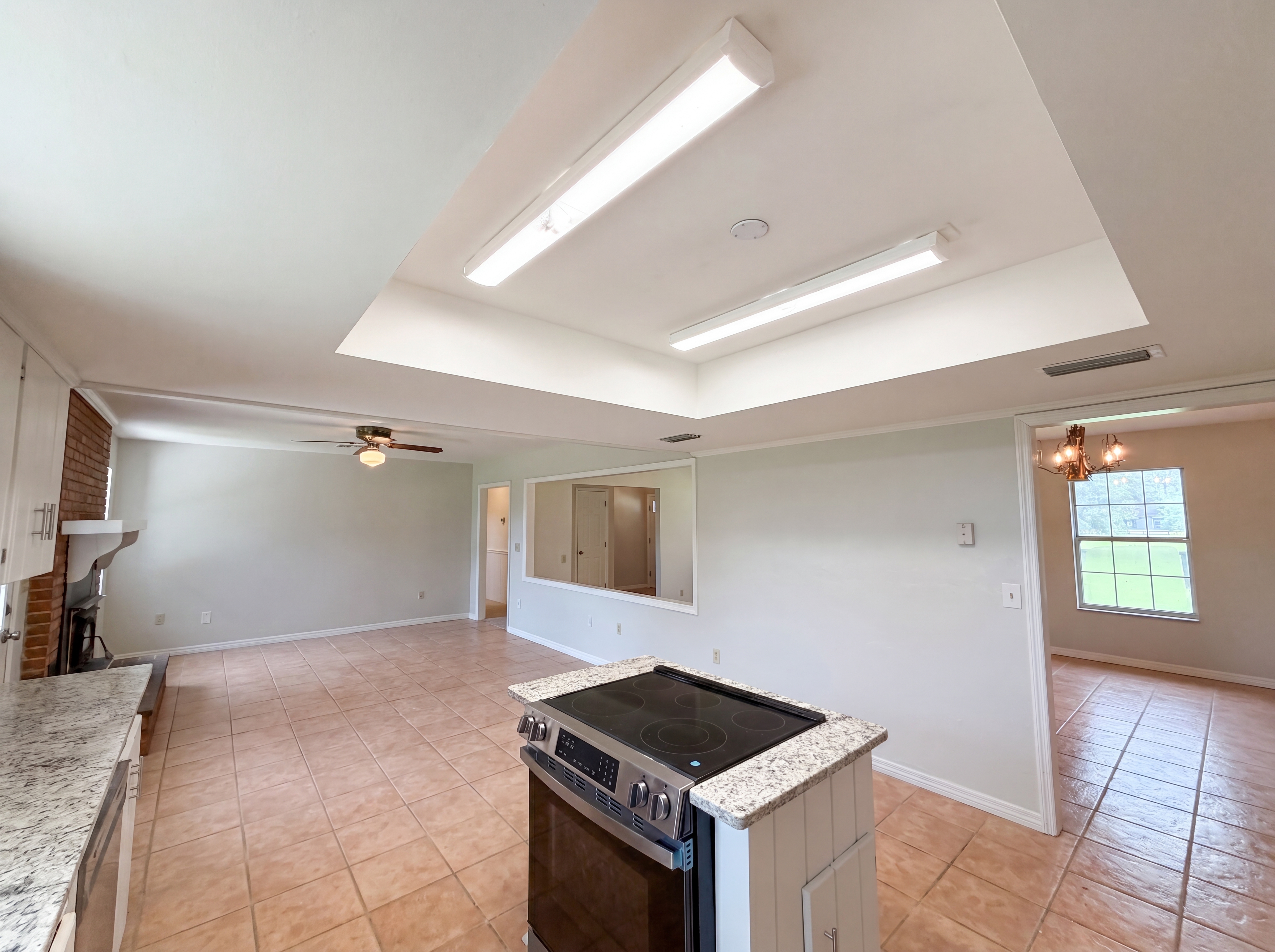 Photo 7 of 23 of 14181 SW 101st Ln, Dunnellon, FL