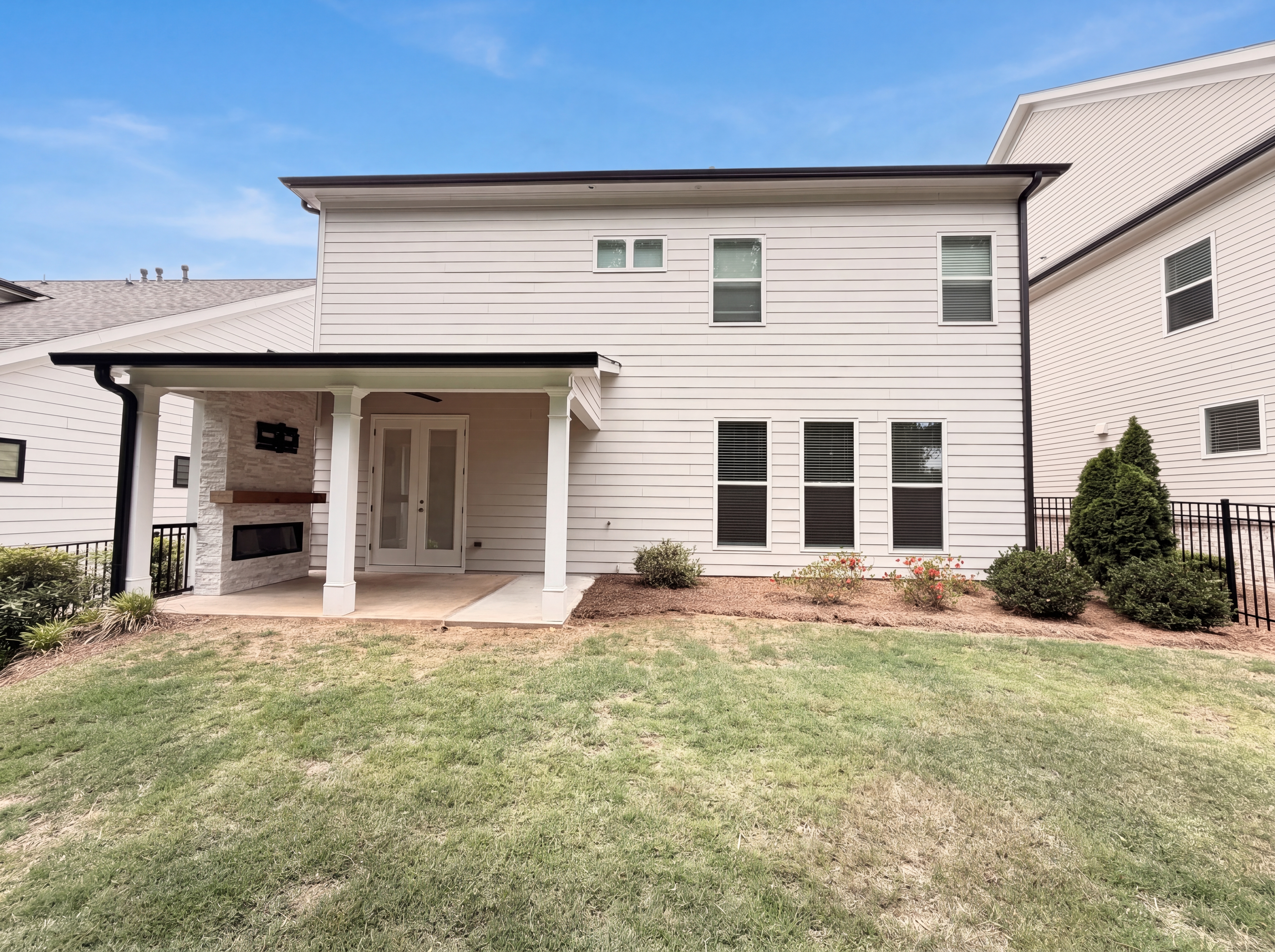 Photo 5 of 27 of 820 Pennington View Ln, Alpharetta, GA