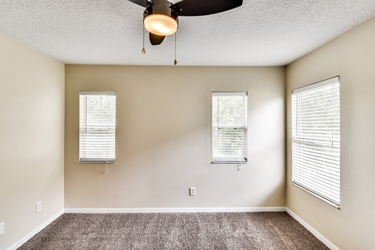 Photo 19 of 27 - 1519 Pier St, Clermont, FL 34711