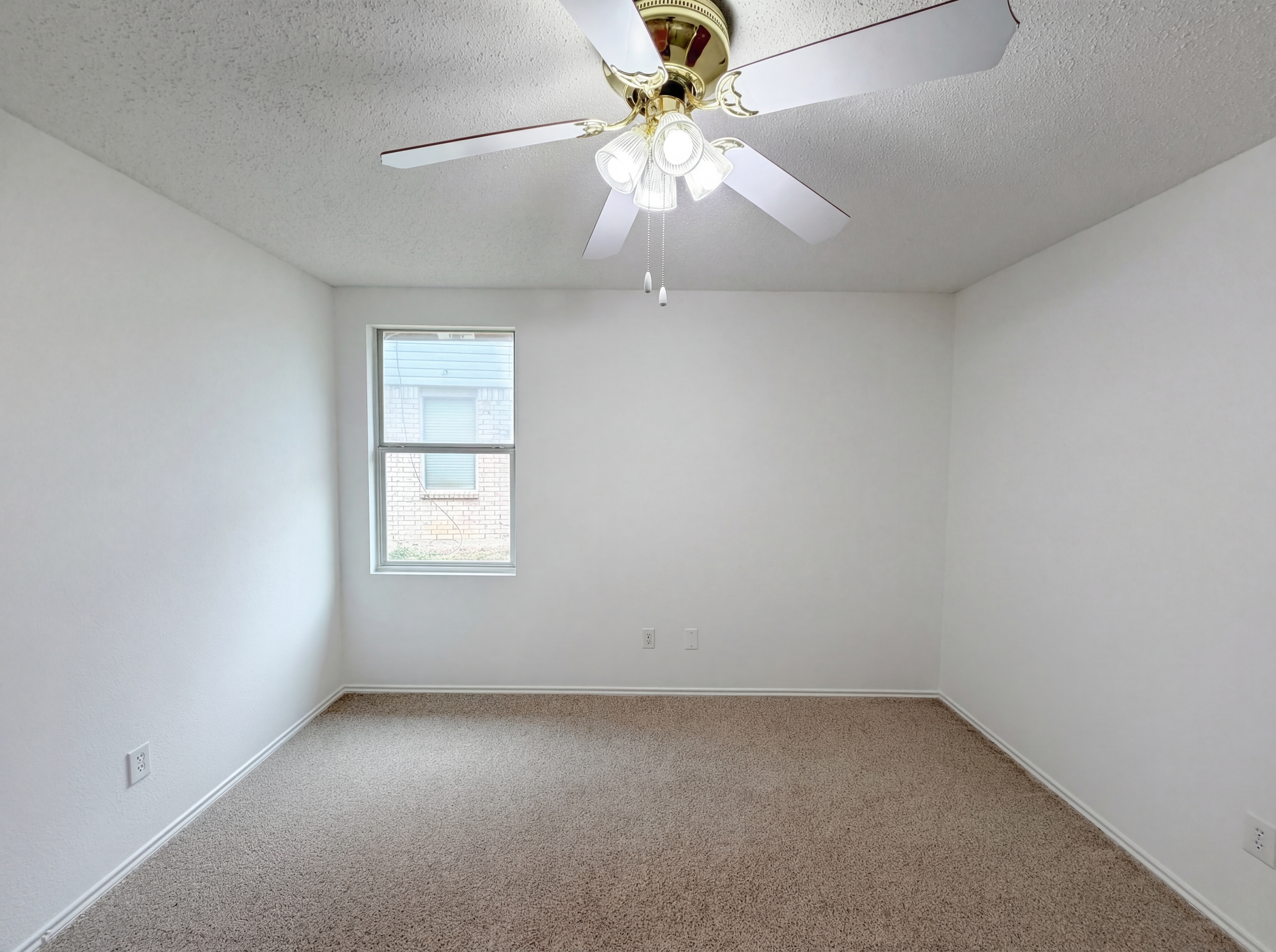Photo 8 of 20 of 5145 Cliff Oaks Dr, Fort Worth, TX