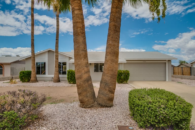 Photo 1 of 37 - 7426 W Carol Ave, Peoria, AZ 85345