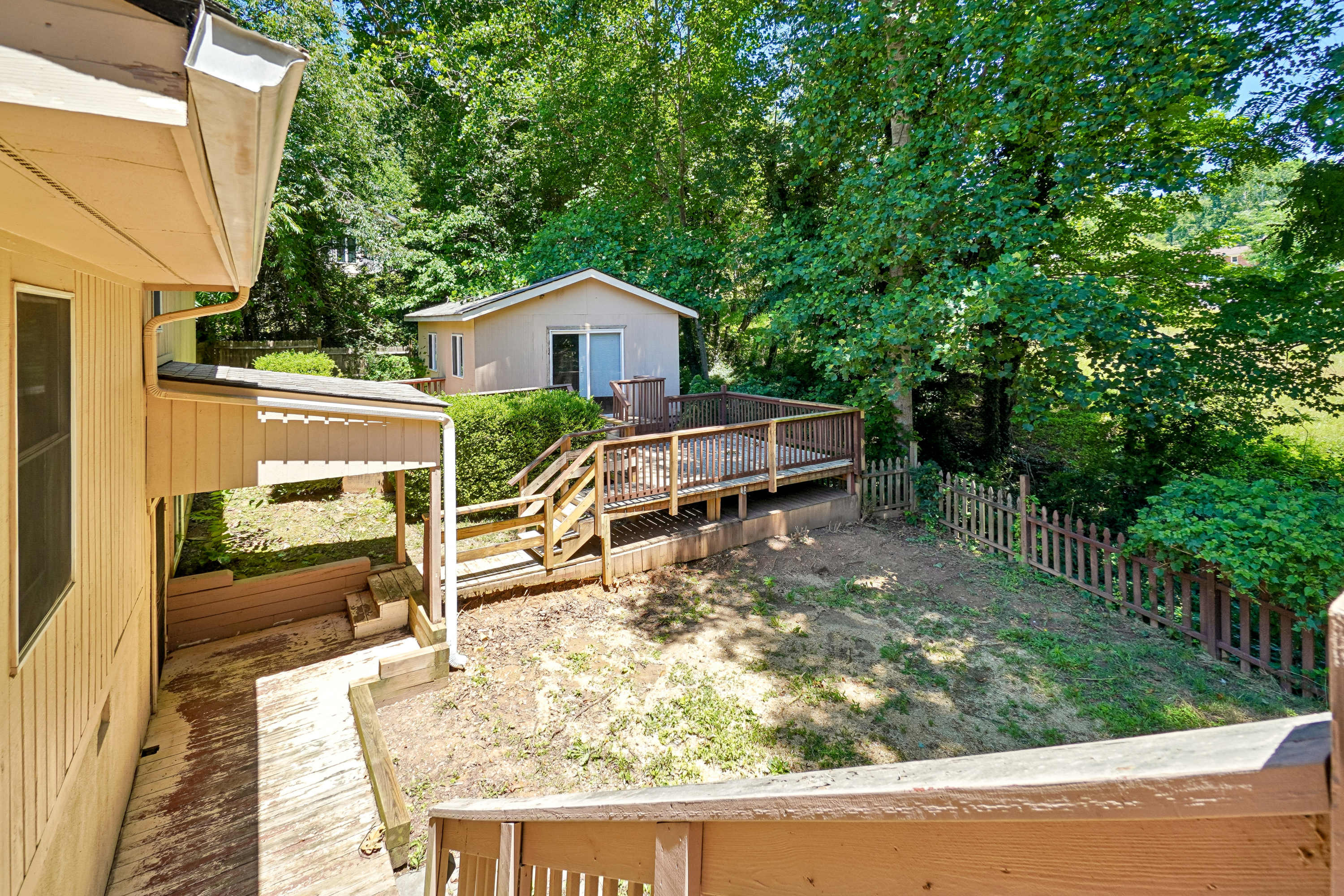 Photo 5 of 50 of 51 Wake Robin Way, Asheville, NC